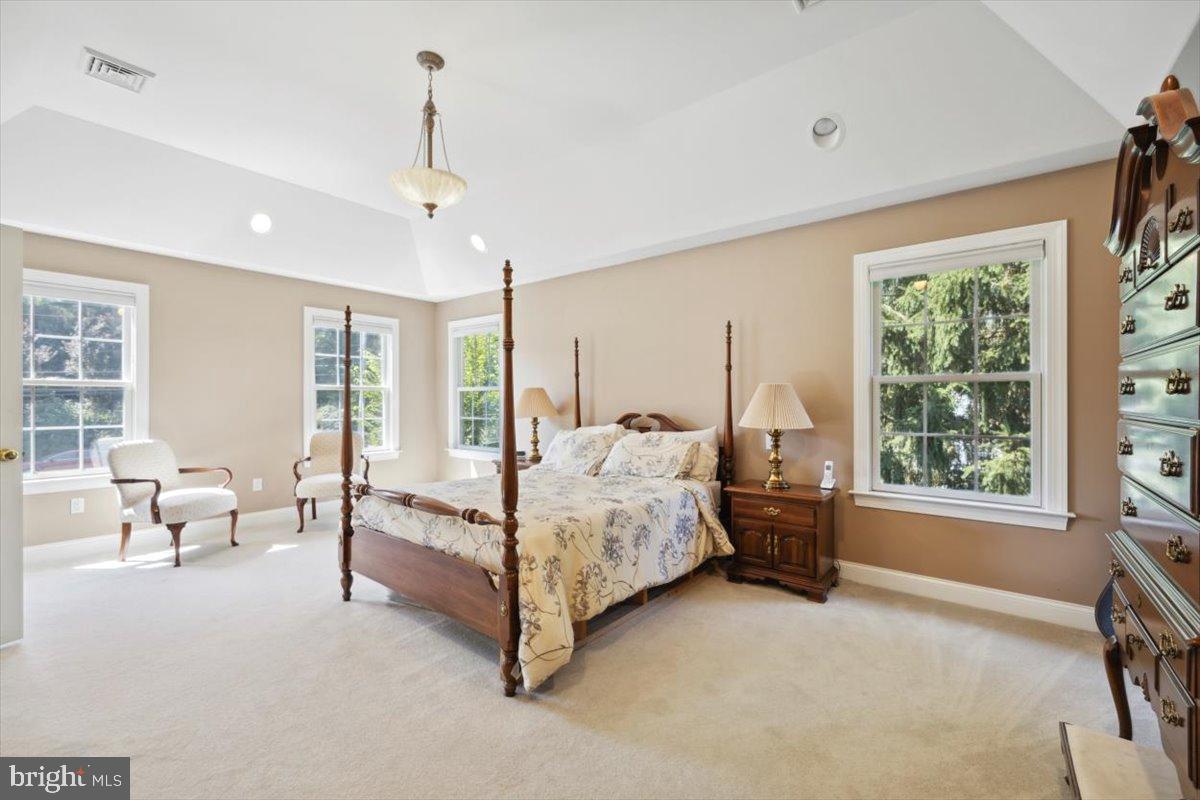 BRYN MAWR - Residential