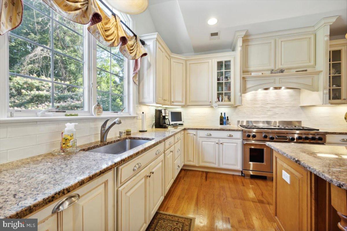 BRYN MAWR - Residential