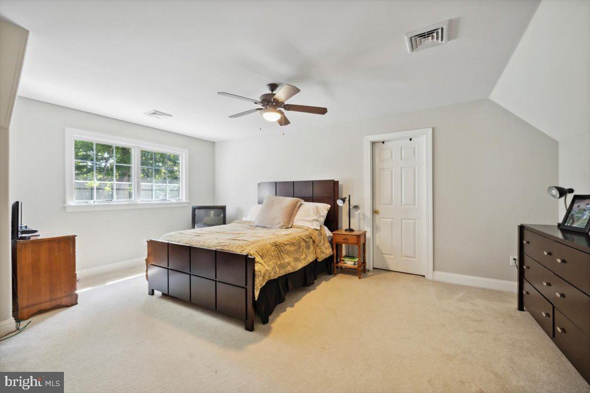 BRYN MAWR - Residential