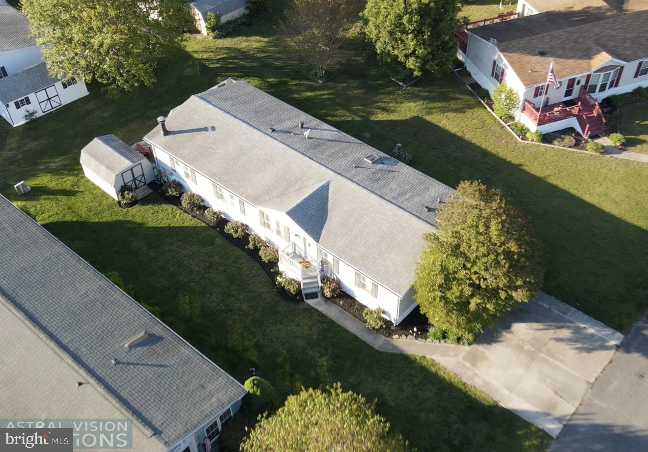 ANGOLA BEACH - Residential