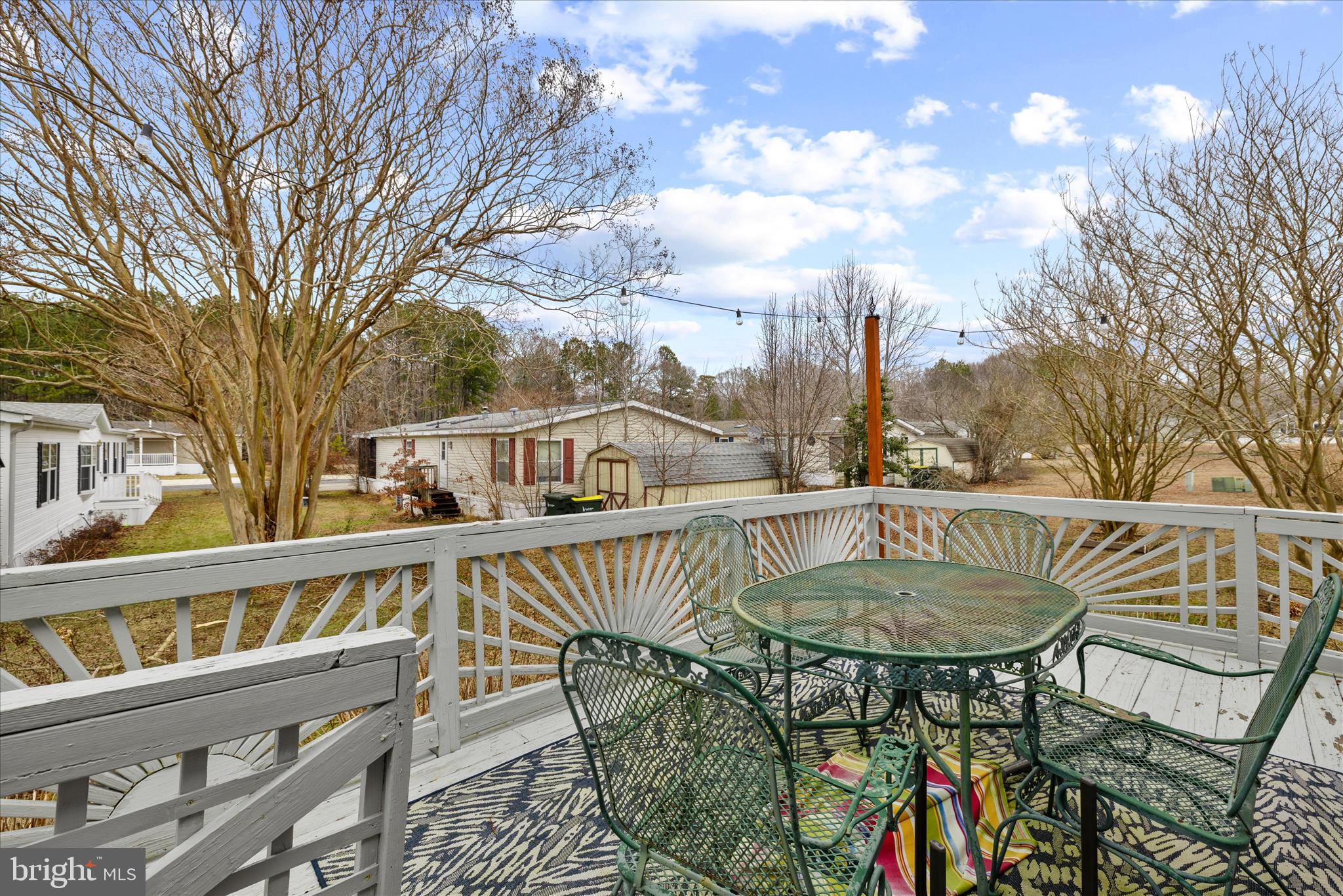 ANGOLA BEACH - Residential