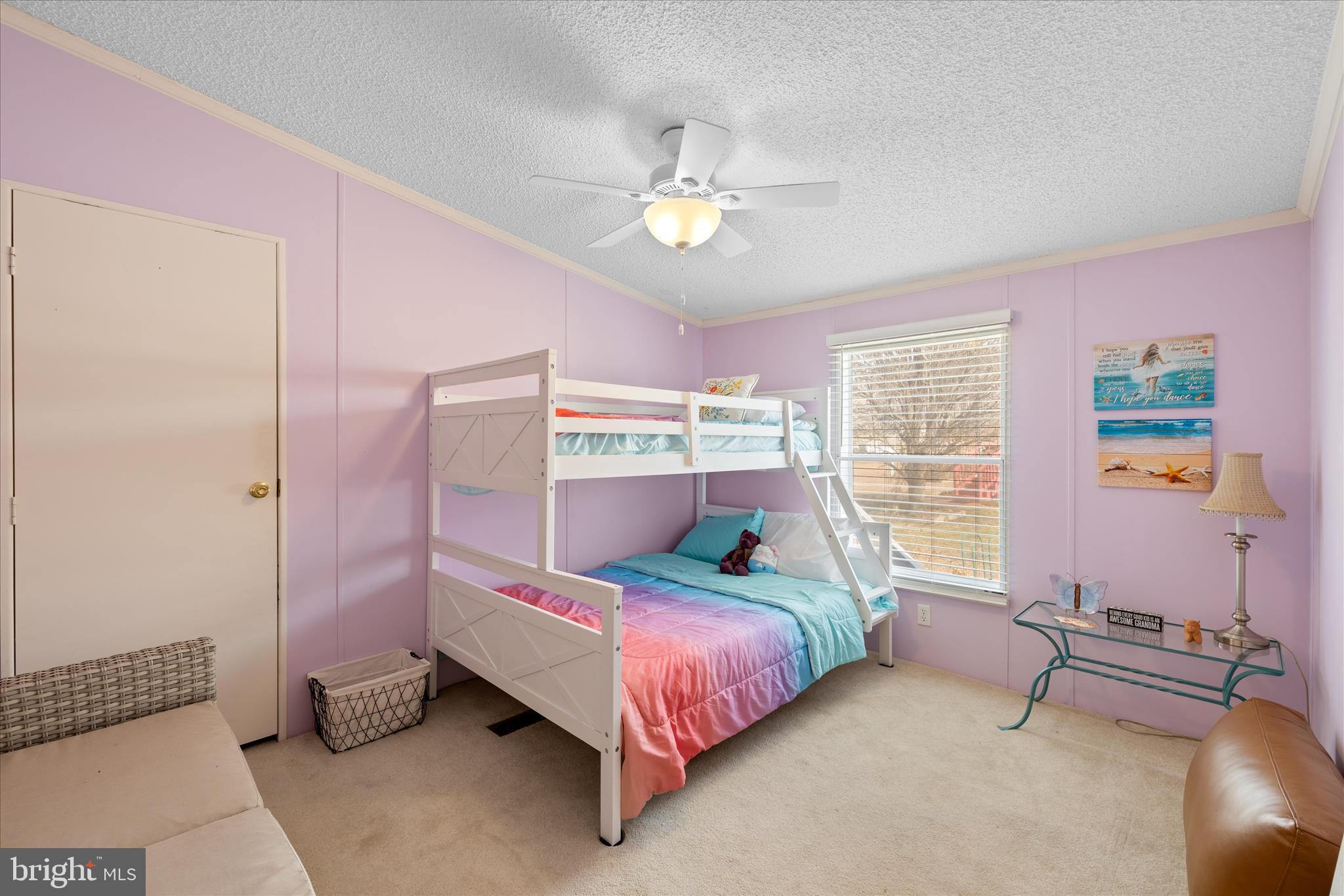 ANGOLA BEACH - Residential