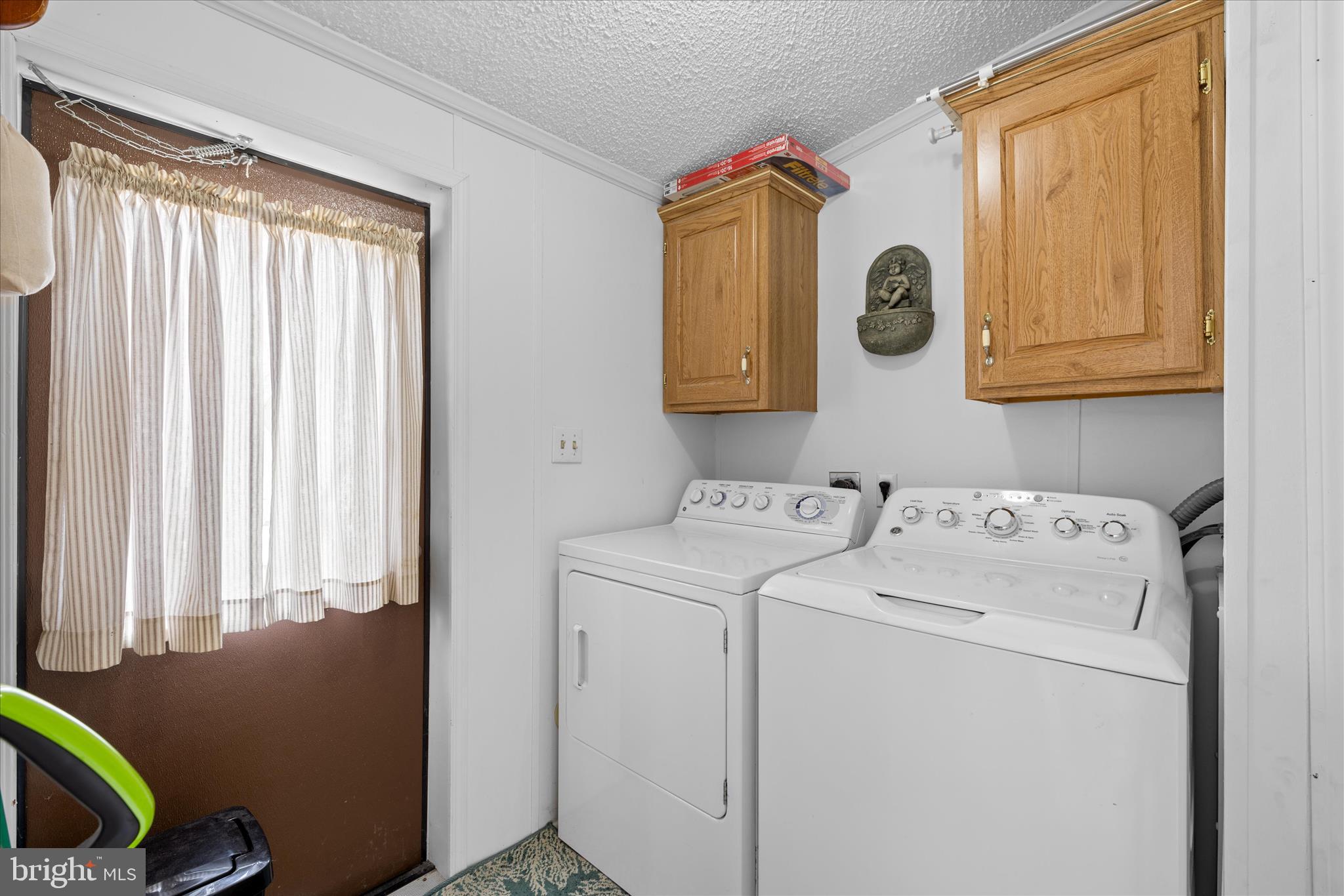 ANGOLA BEACH - Residential