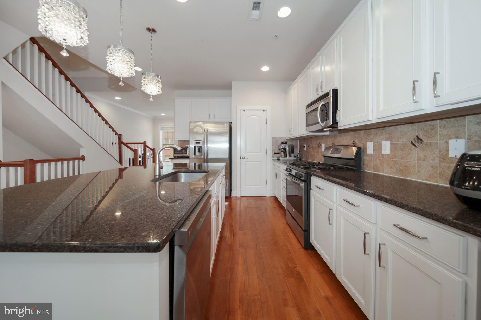 CROWN FARM - Residential Lease