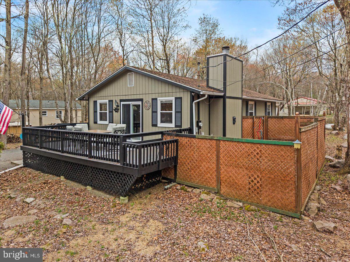 TOWAMENSING TRAILS - Residential