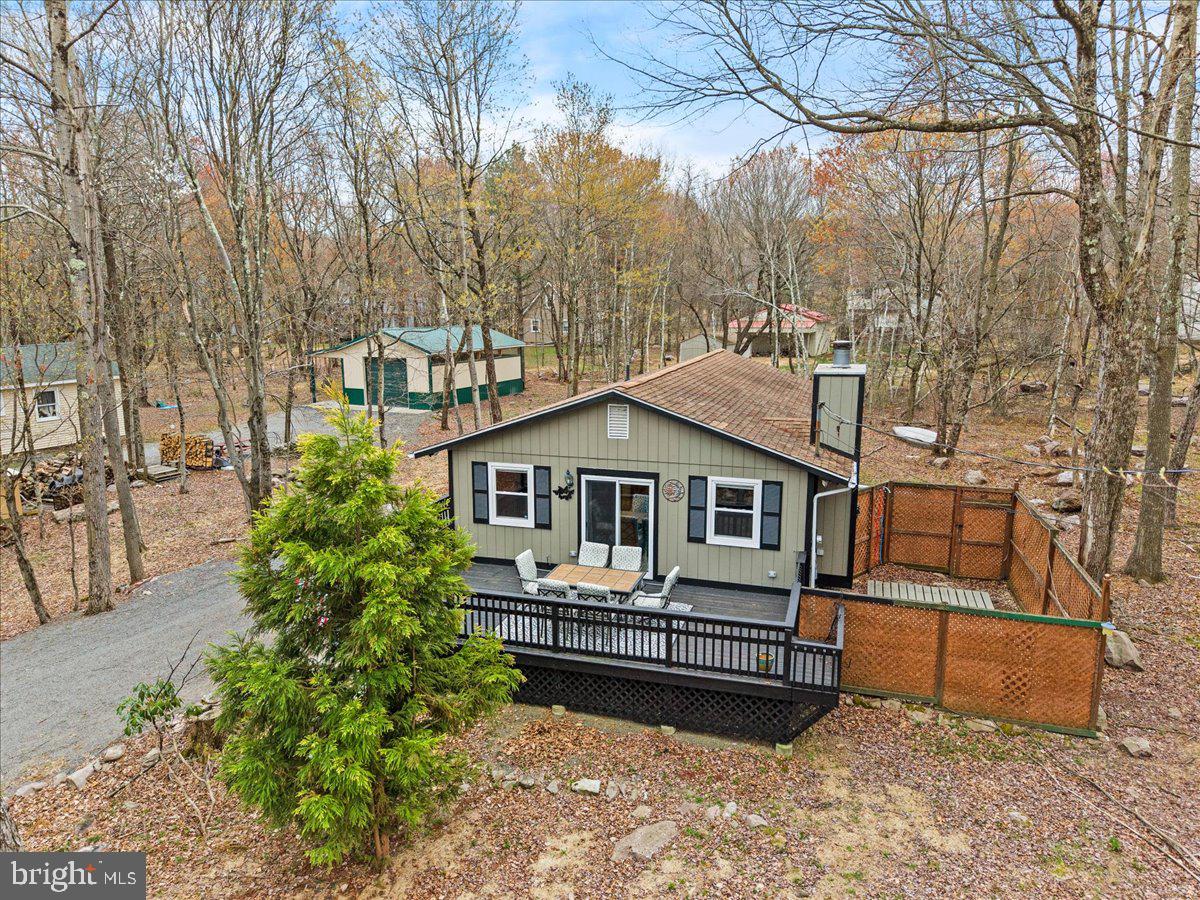 TOWAMENSING TRAILS - Residential