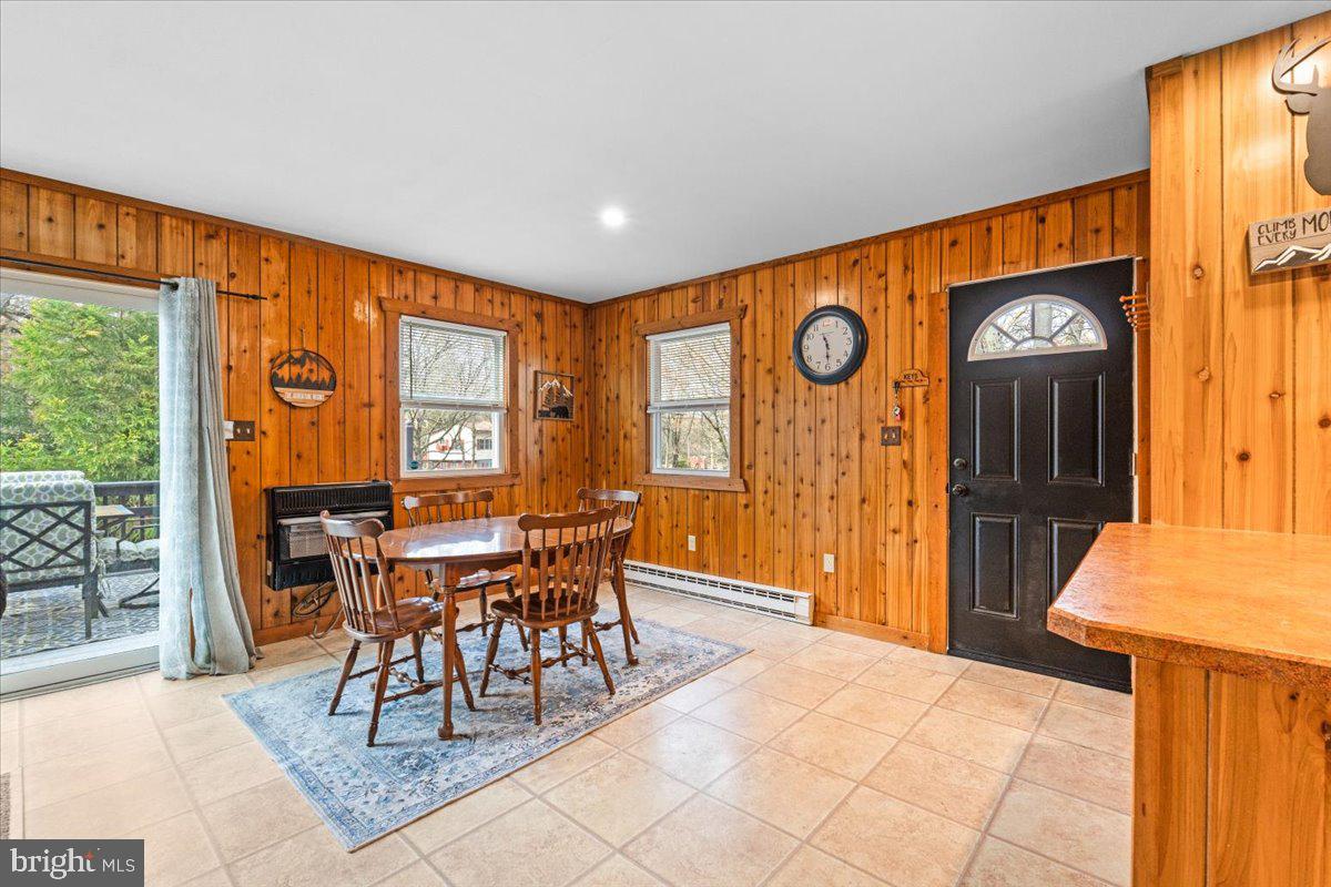 TOWAMENSING TRAILS - Residential