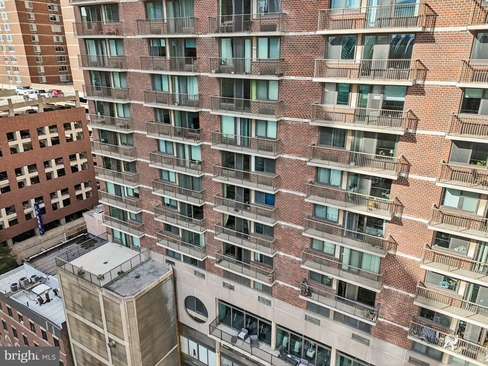 Philadelphia, Pennsylvania 19102, United States, 1 Bedroom Bedrooms, ,1 BathroomBathrooms,Residential,Active,229823