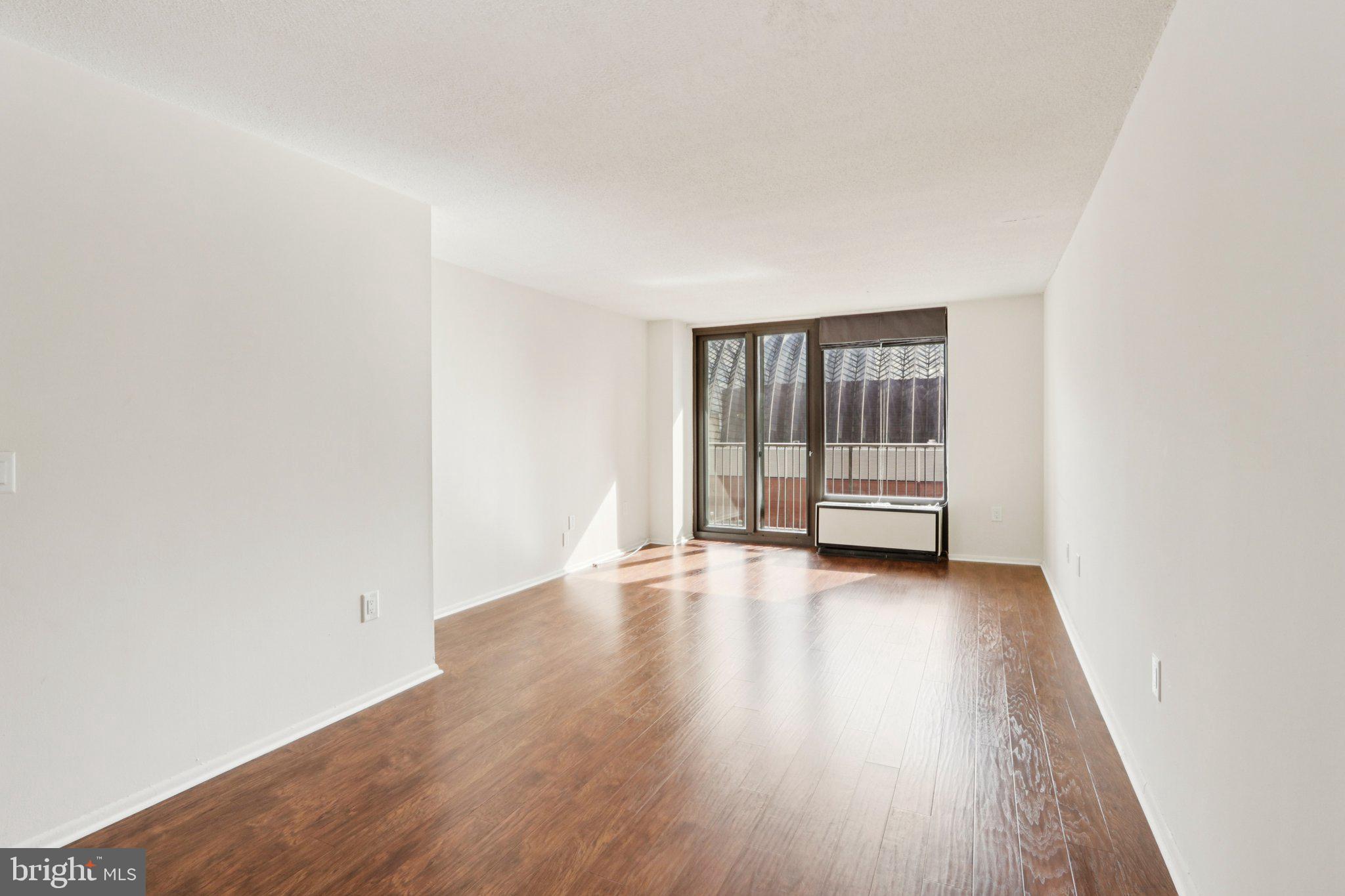 AVENUE OF THE ARTS - Residential