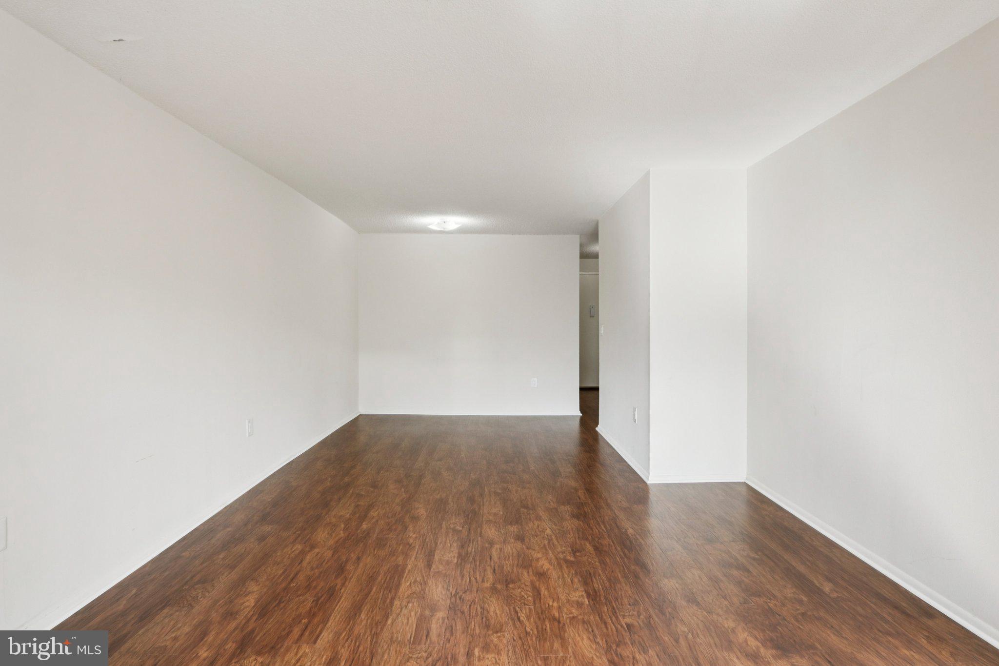 AVENUE OF THE ARTS - Residential