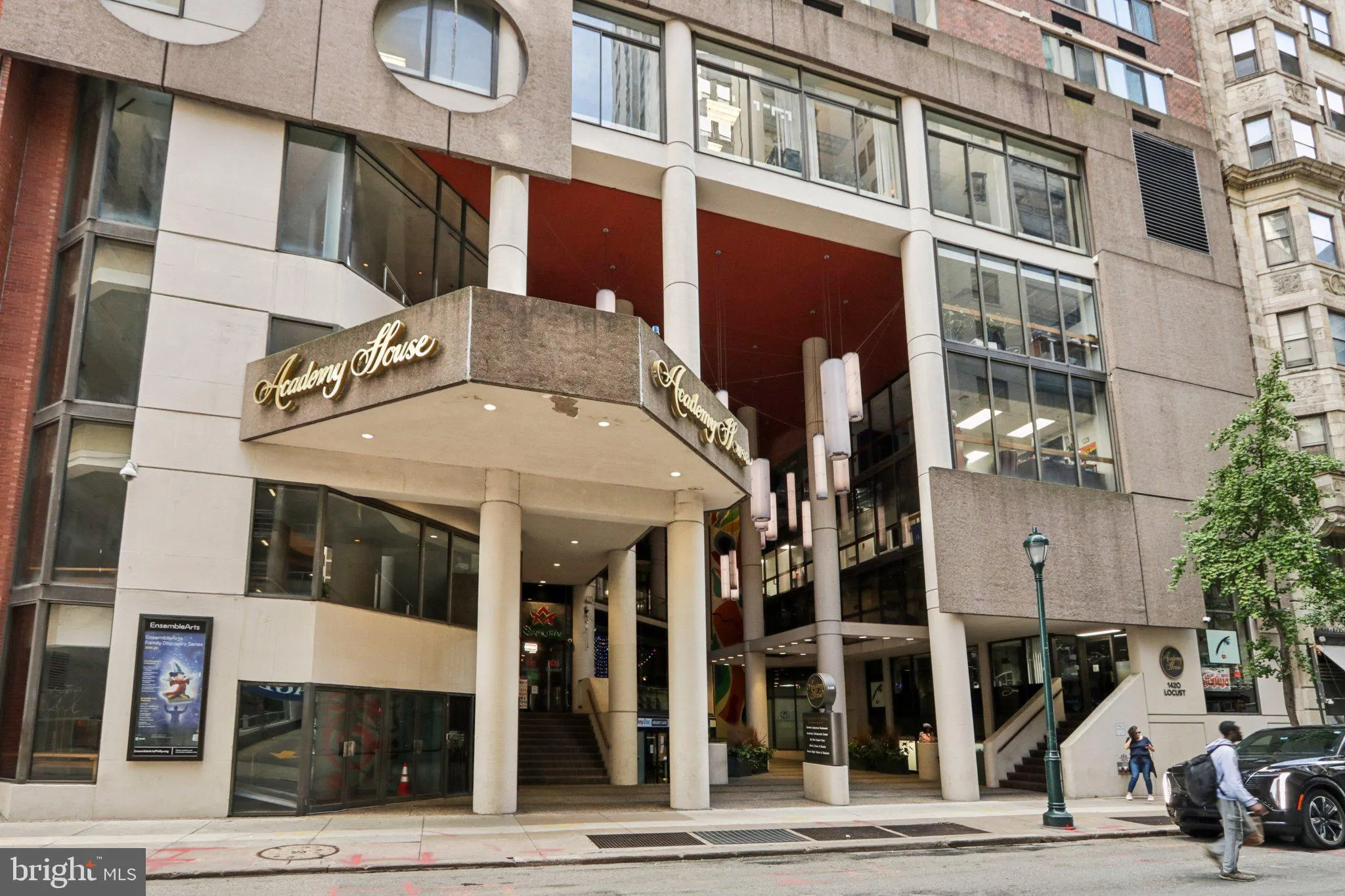 Philadelphia, Pennsylvania 19102, United States, 1 Bedroom Bedrooms, ,1 BathroomBathrooms,Residential,Active,229823