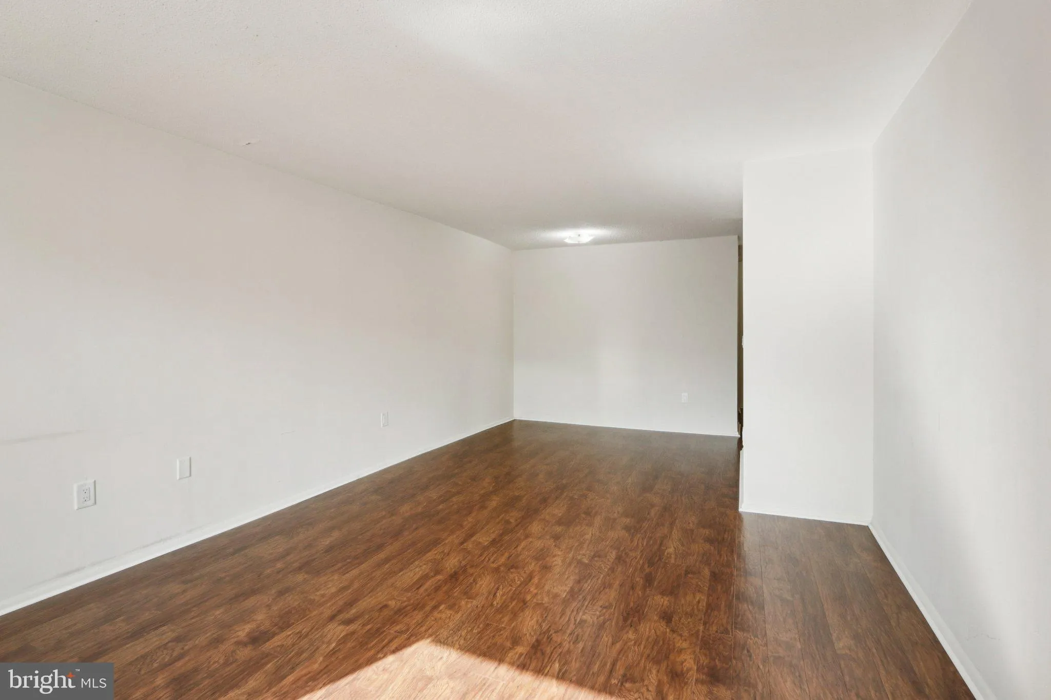 Philadelphia, Pennsylvania 19102, United States, 1 Bedroom Bedrooms, ,1 BathroomBathrooms,Residential,Active,229823