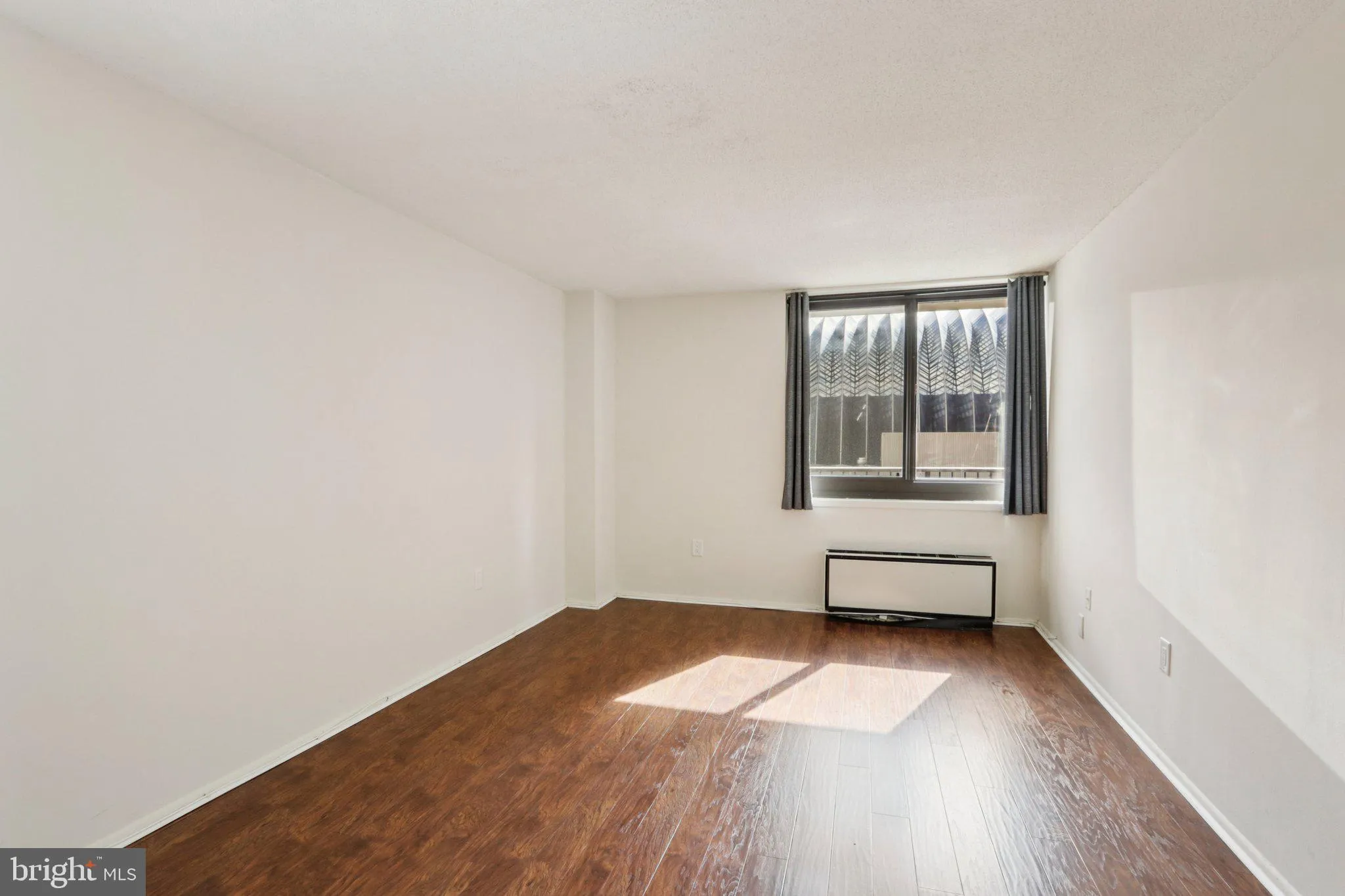 Philadelphia, Pennsylvania 19102, United States, 1 Bedroom Bedrooms, ,1 BathroomBathrooms,Residential,Active,229823