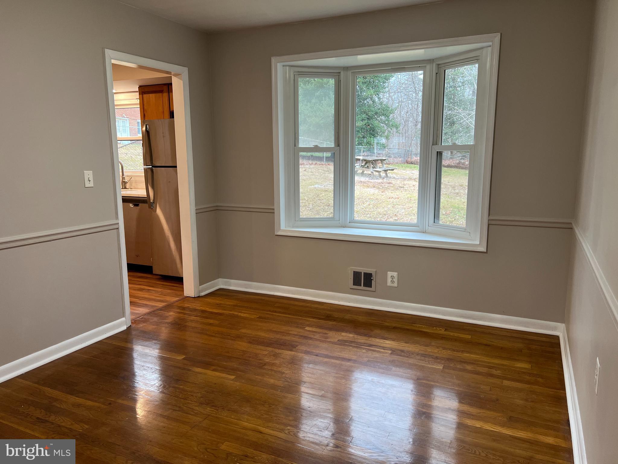 COLLEGE PARK - Residential Lease