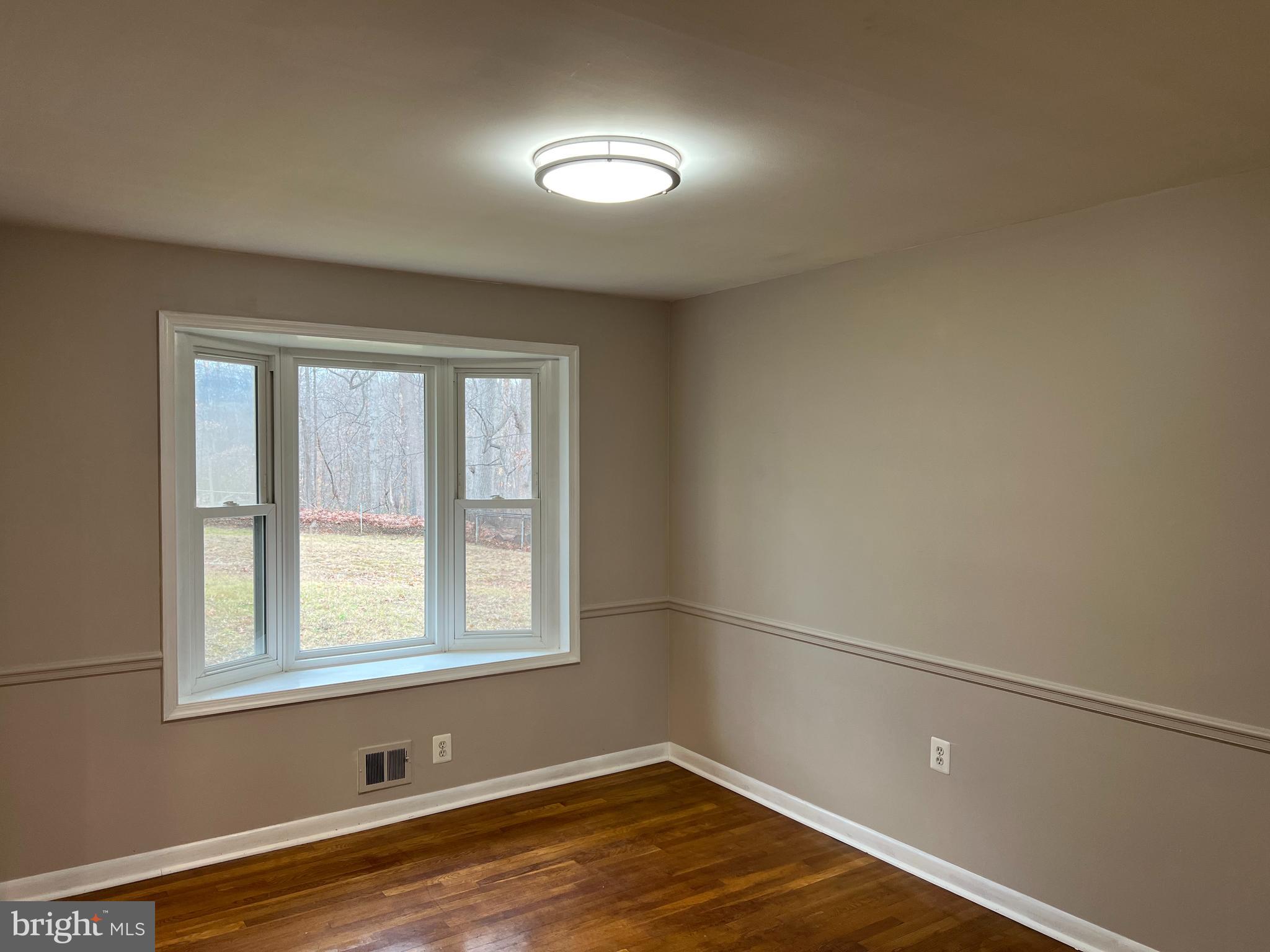 COLLEGE PARK - Residential Lease