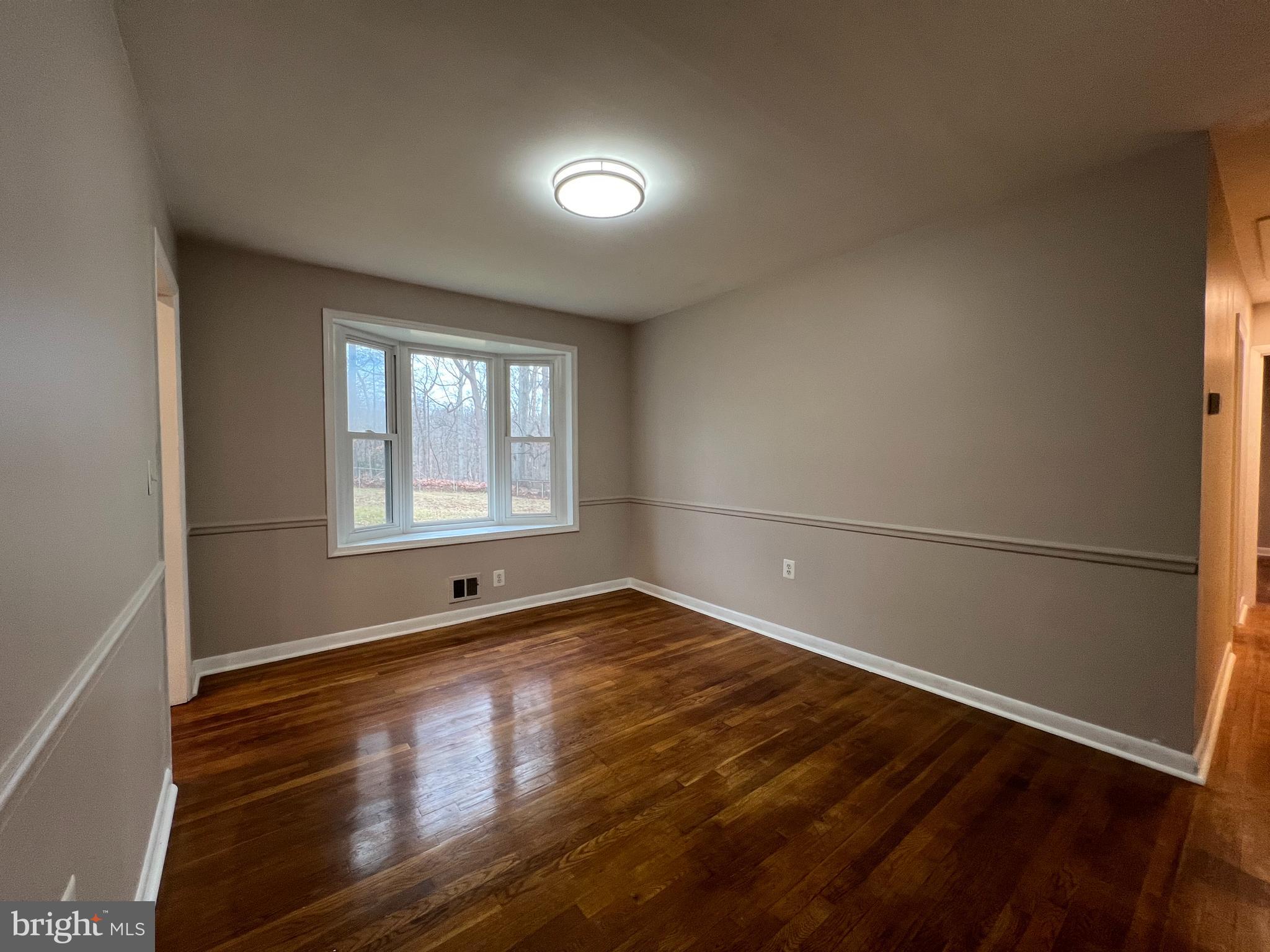 COLLEGE PARK - Residential Lease