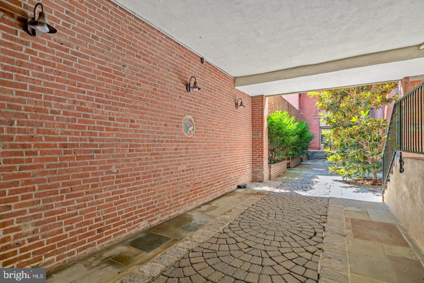 RITTENHOUSE SQUARE - Residential Lease