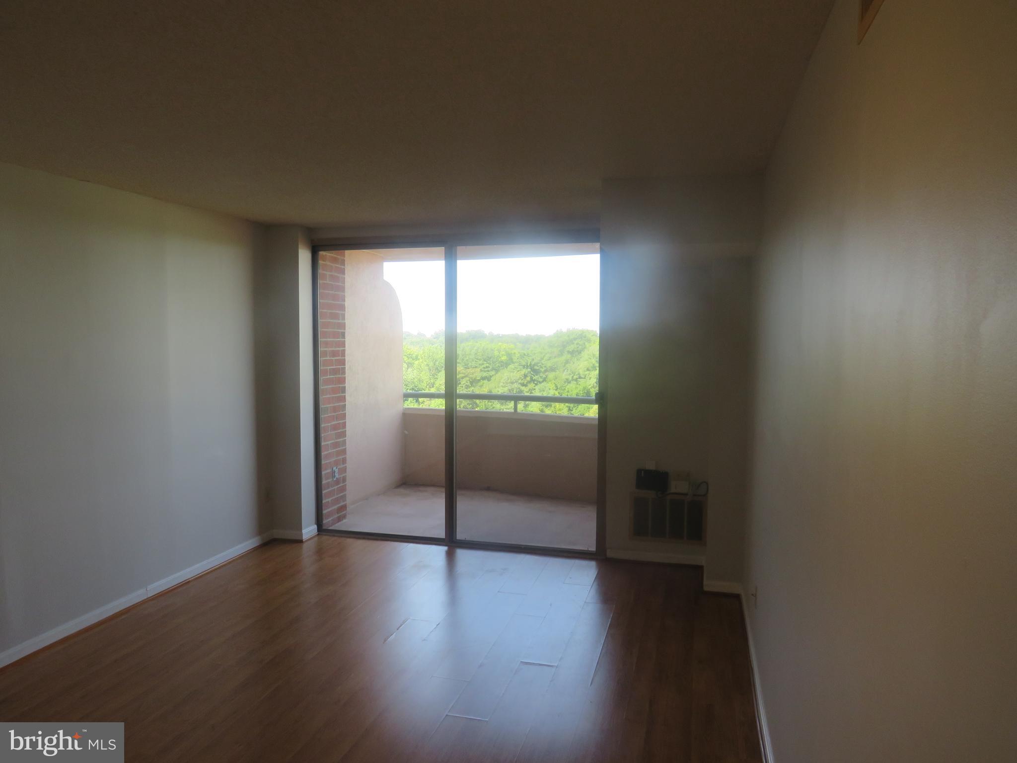 CHRISTOPHER COURT - Residential Lease