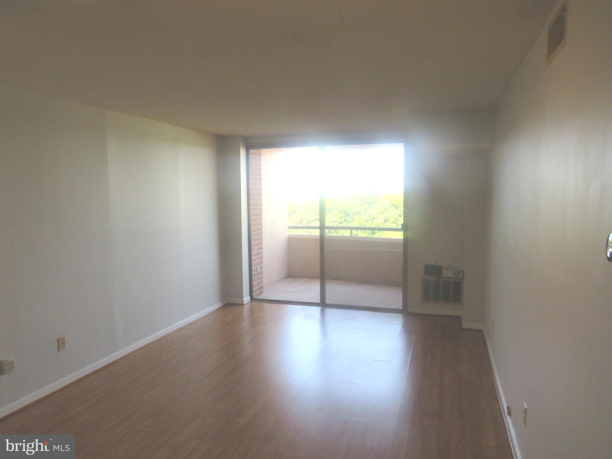 CHRISTOPHER COURT - Residential Lease