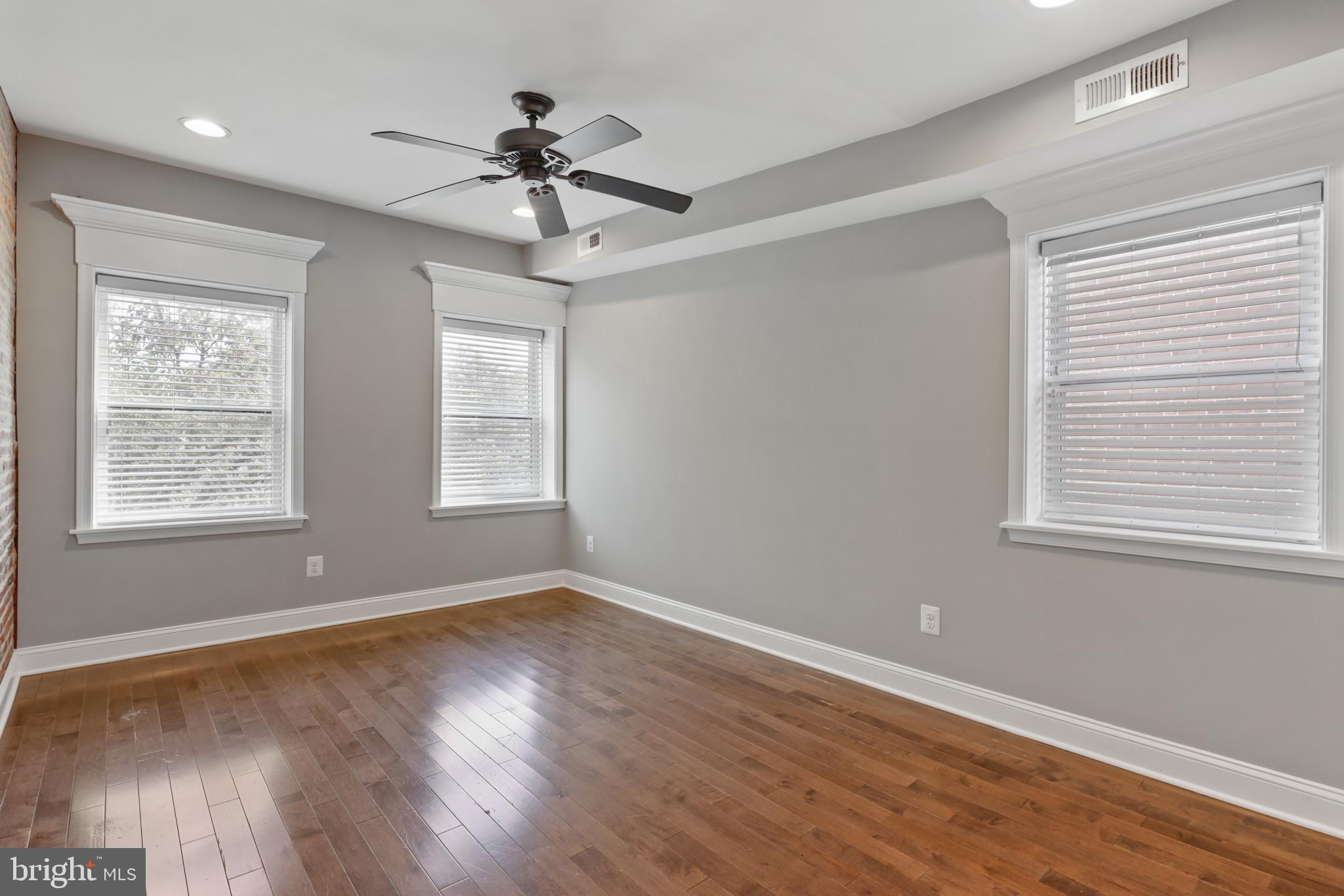 BUTCHERS HILL - Residential Lease