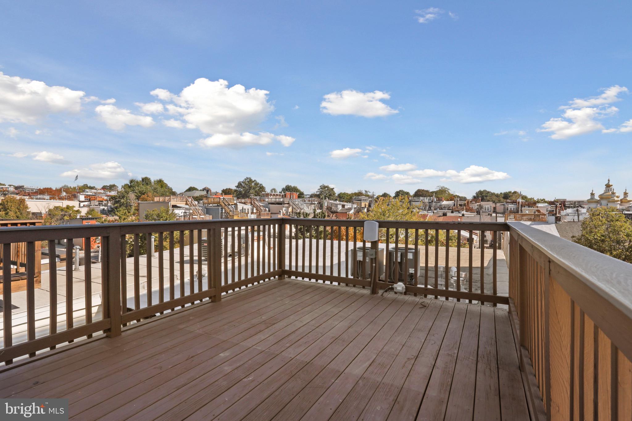 BUTCHERS HILL - Residential Lease