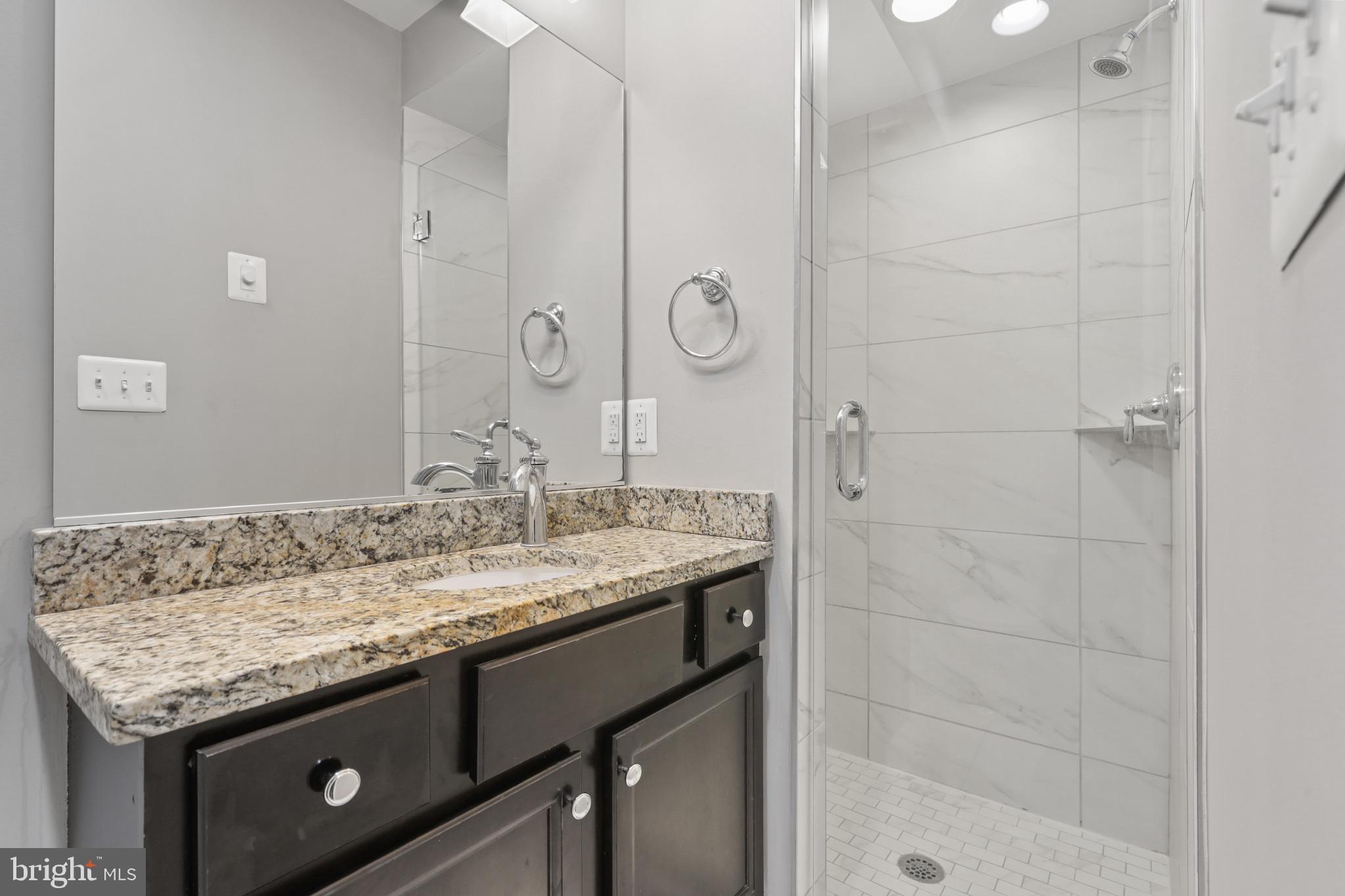 BUTCHERS HILL - Residential Lease