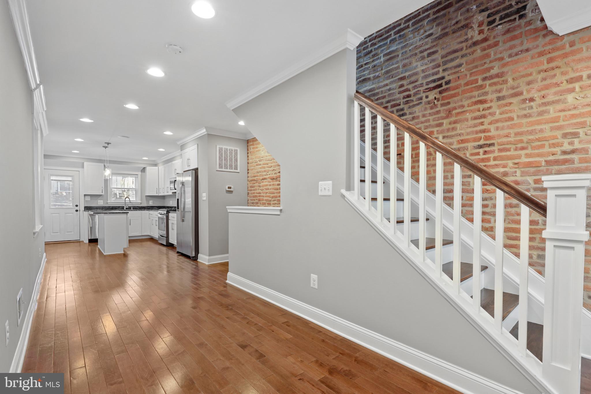 BUTCHERS HILL - Residential Lease