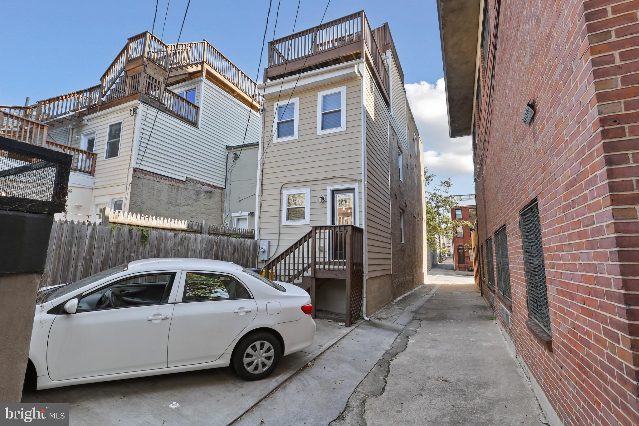 BUTCHERS HILL - Residential Lease