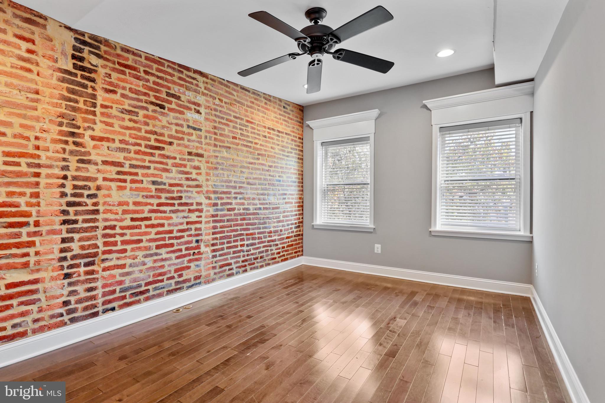 BUTCHERS HILL - Residential Lease