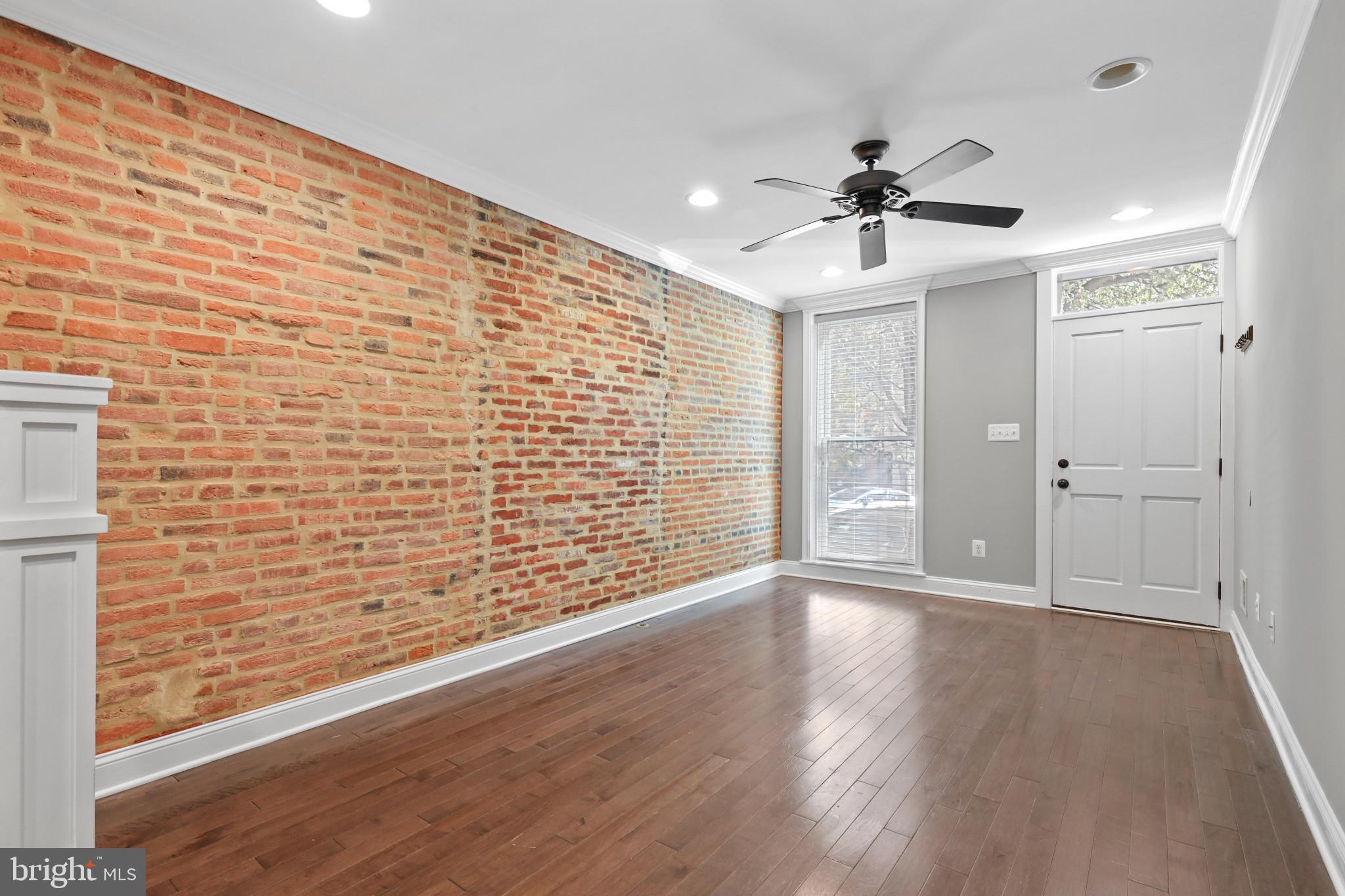 BUTCHERS HILL - Residential Lease