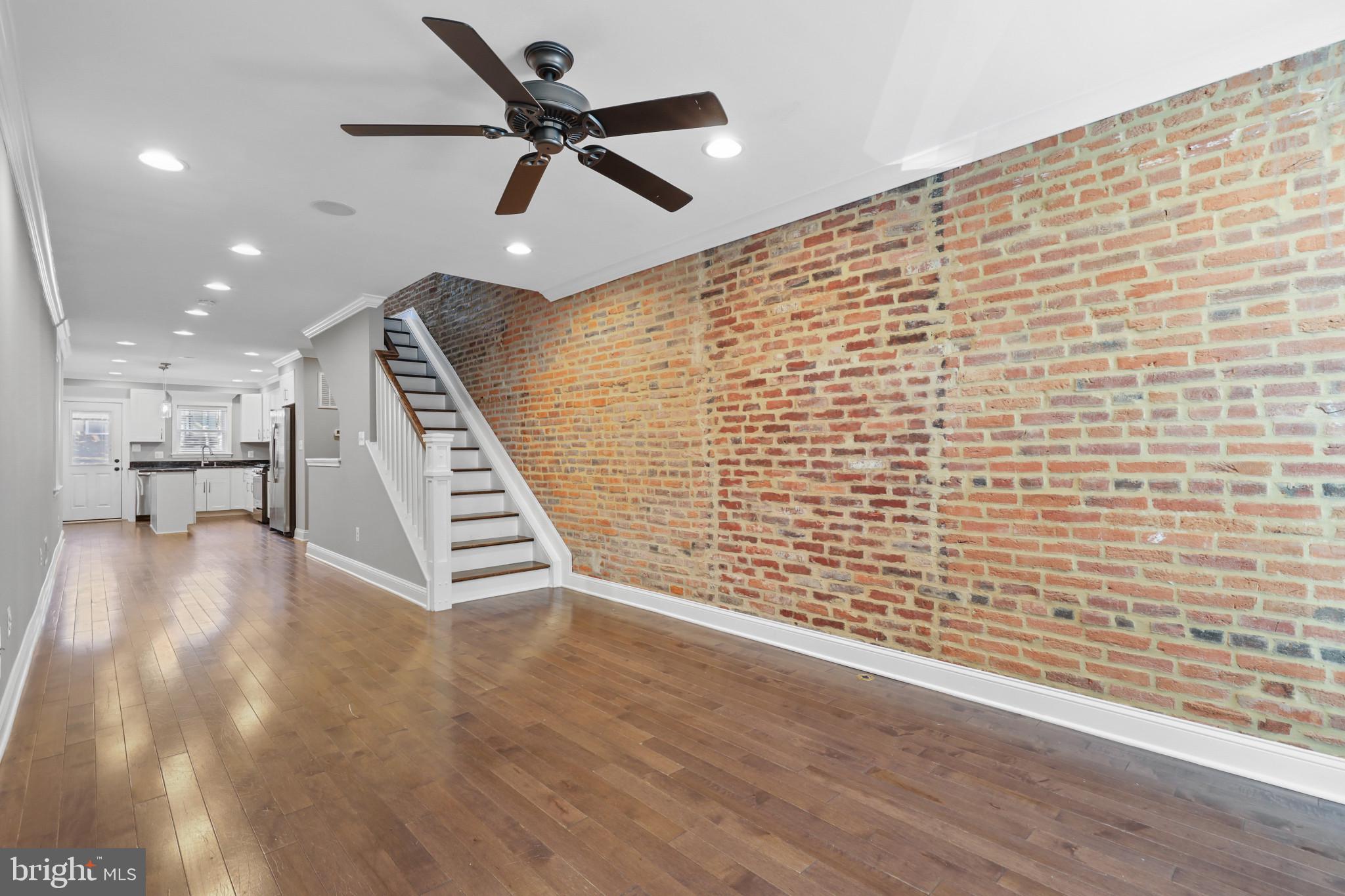 BUTCHERS HILL - Residential Lease