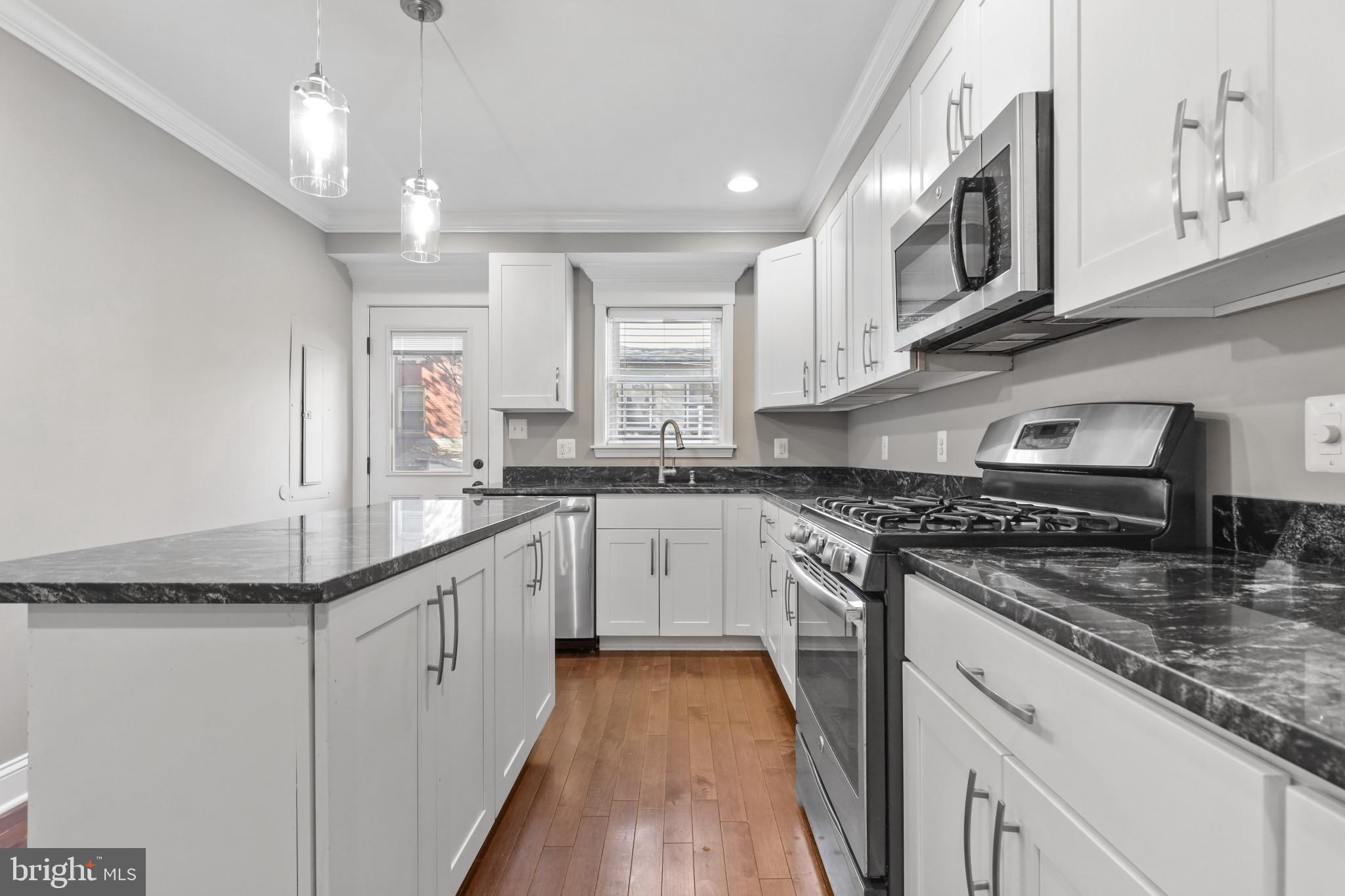 BUTCHERS HILL - Residential Lease