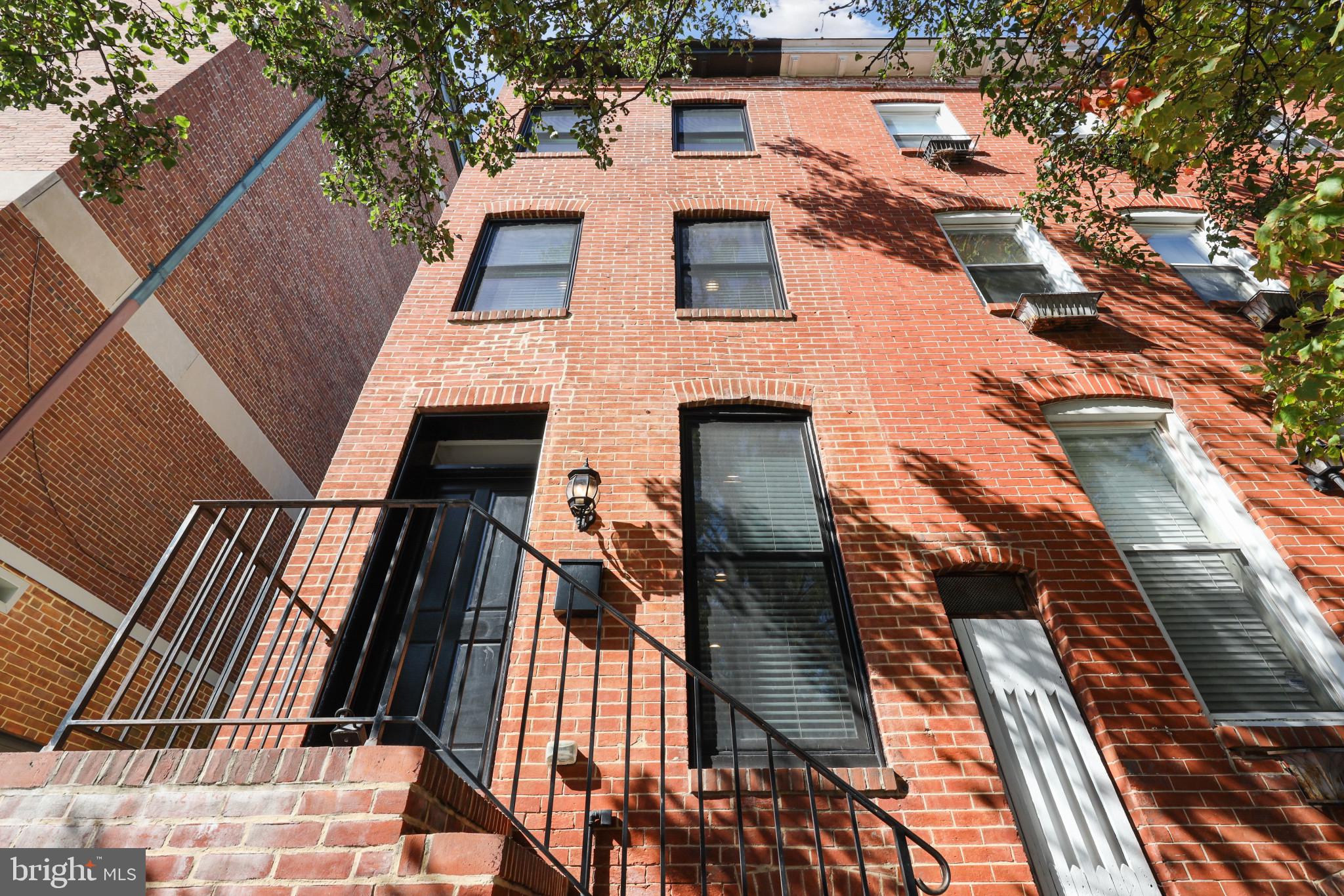 BUTCHERS HILL - Residential Lease