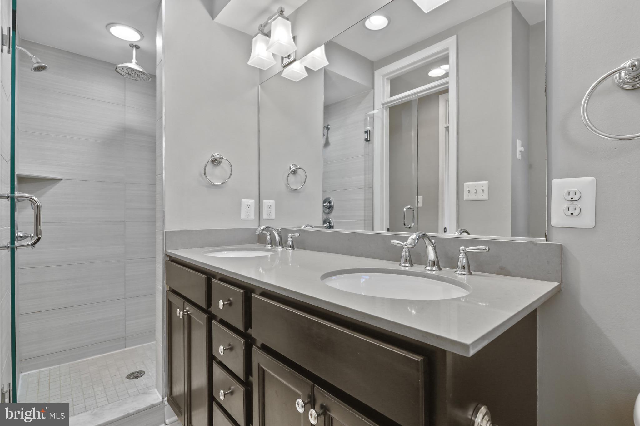 BUTCHERS HILL - Residential Lease