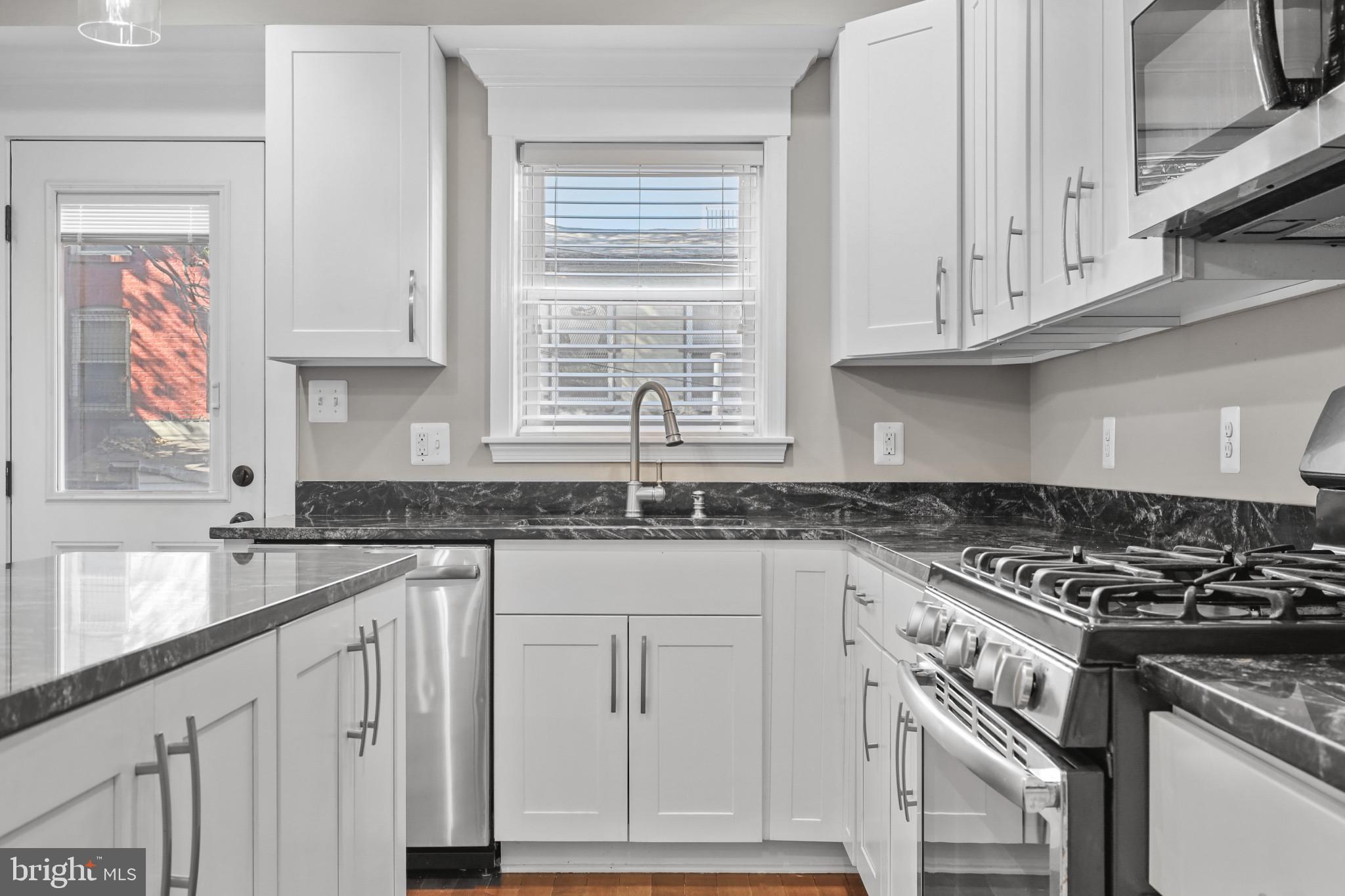 BUTCHERS HILL - Residential Lease