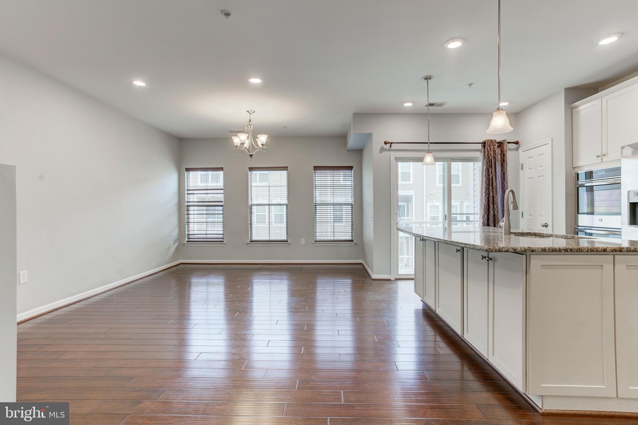 EAST GATE 3 CONDOMINIUM - Residential
