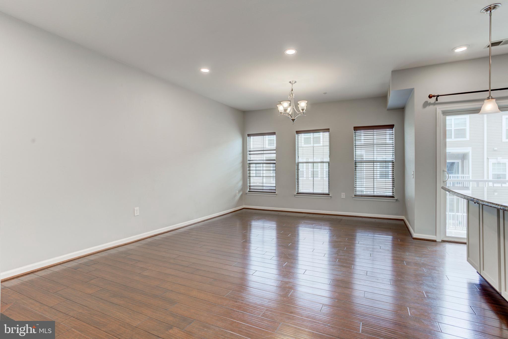 EAST GATE 3 CONDOMINIUM - Residential