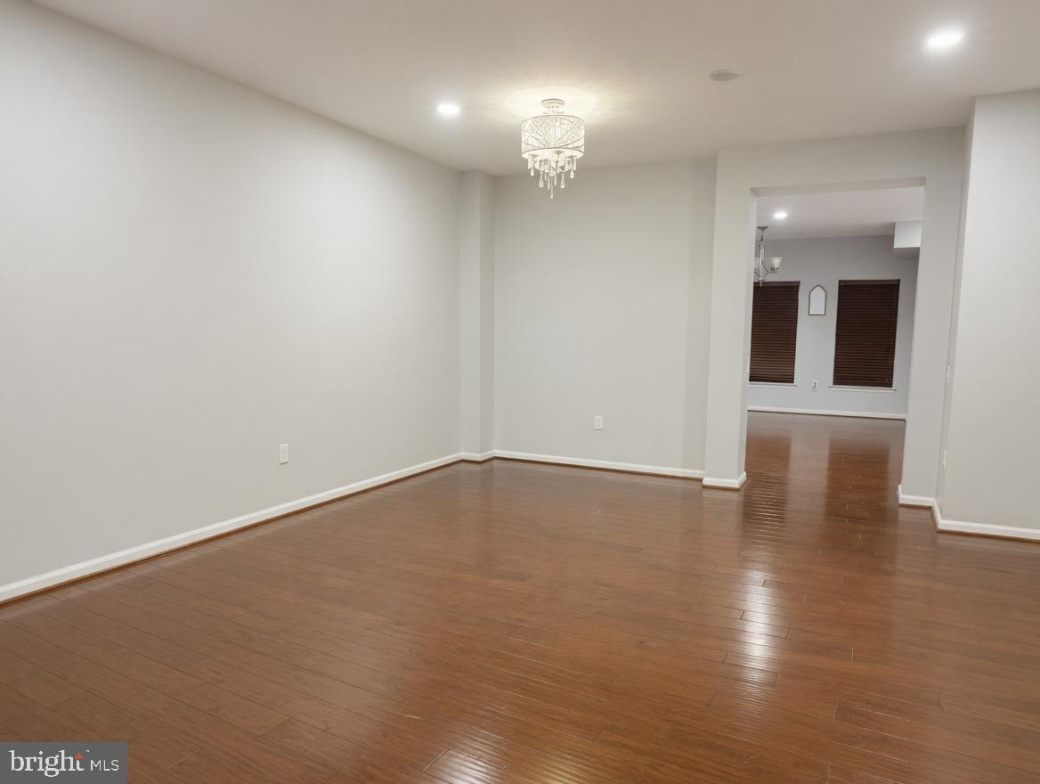 EAST GATE 3 CONDOMINIUM - Residential