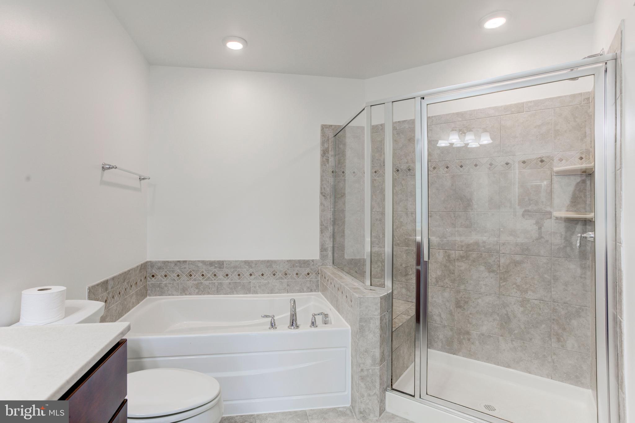EAST GATE 3 CONDOMINIUM - Residential
