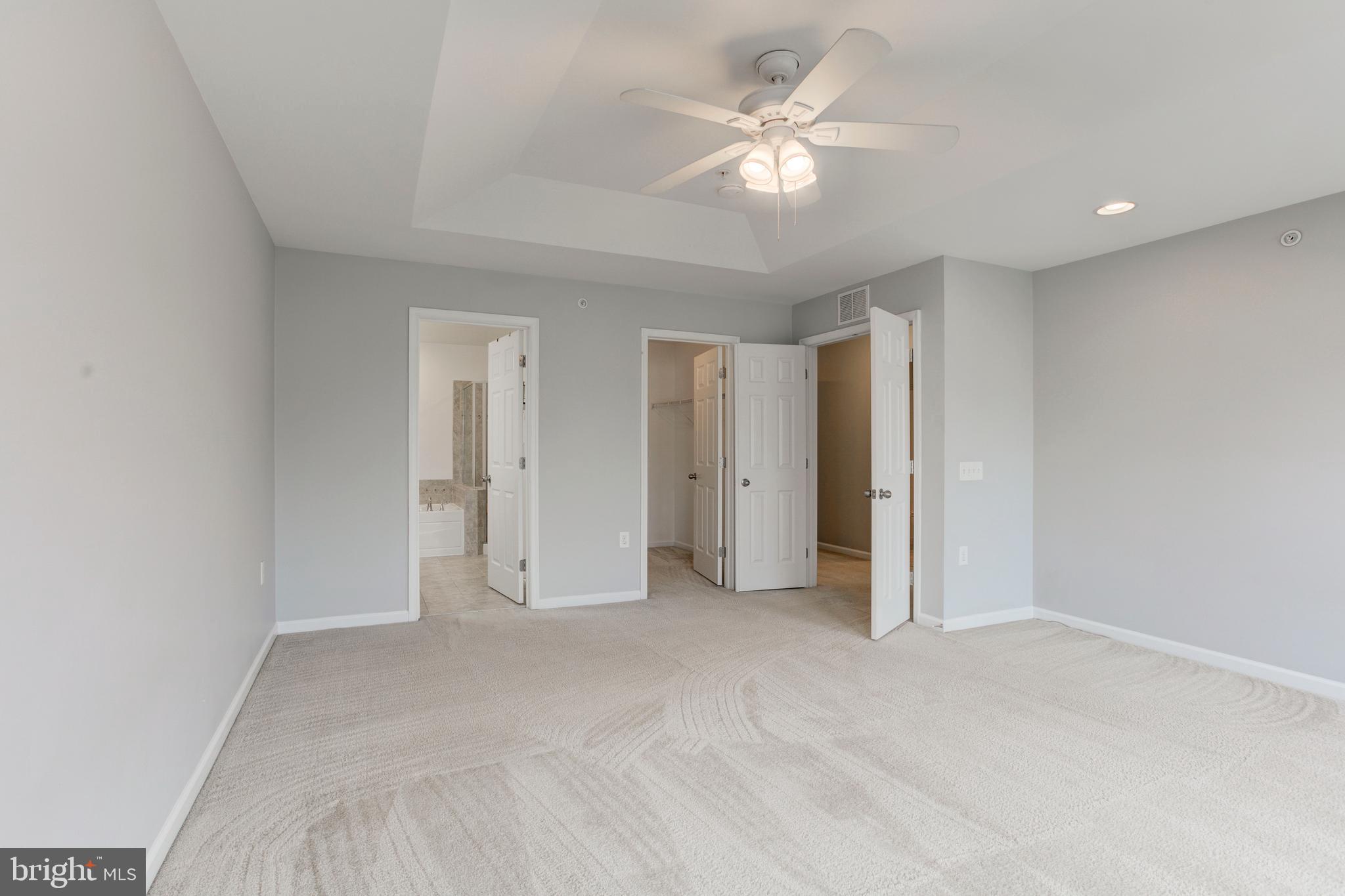 EAST GATE 3 CONDOMINIUM - Residential