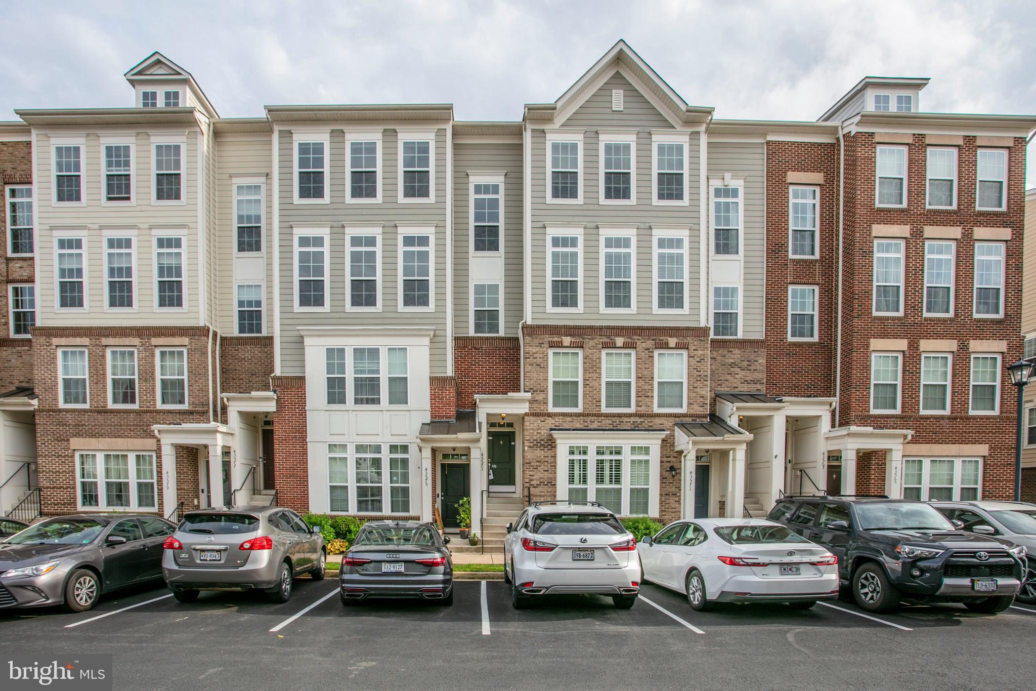 EAST GATE 3 CONDOMINIUM - Residential
