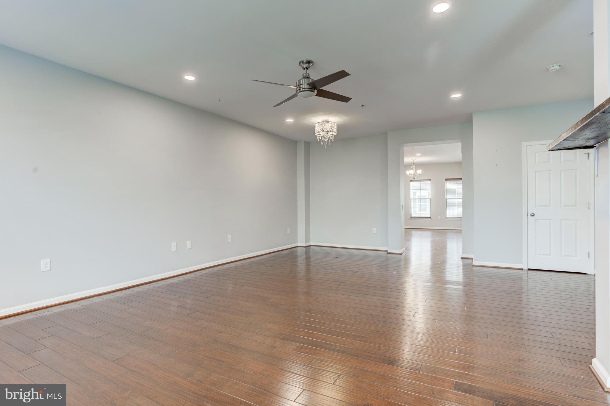 EAST GATE 3 CONDOMINIUM - Residential