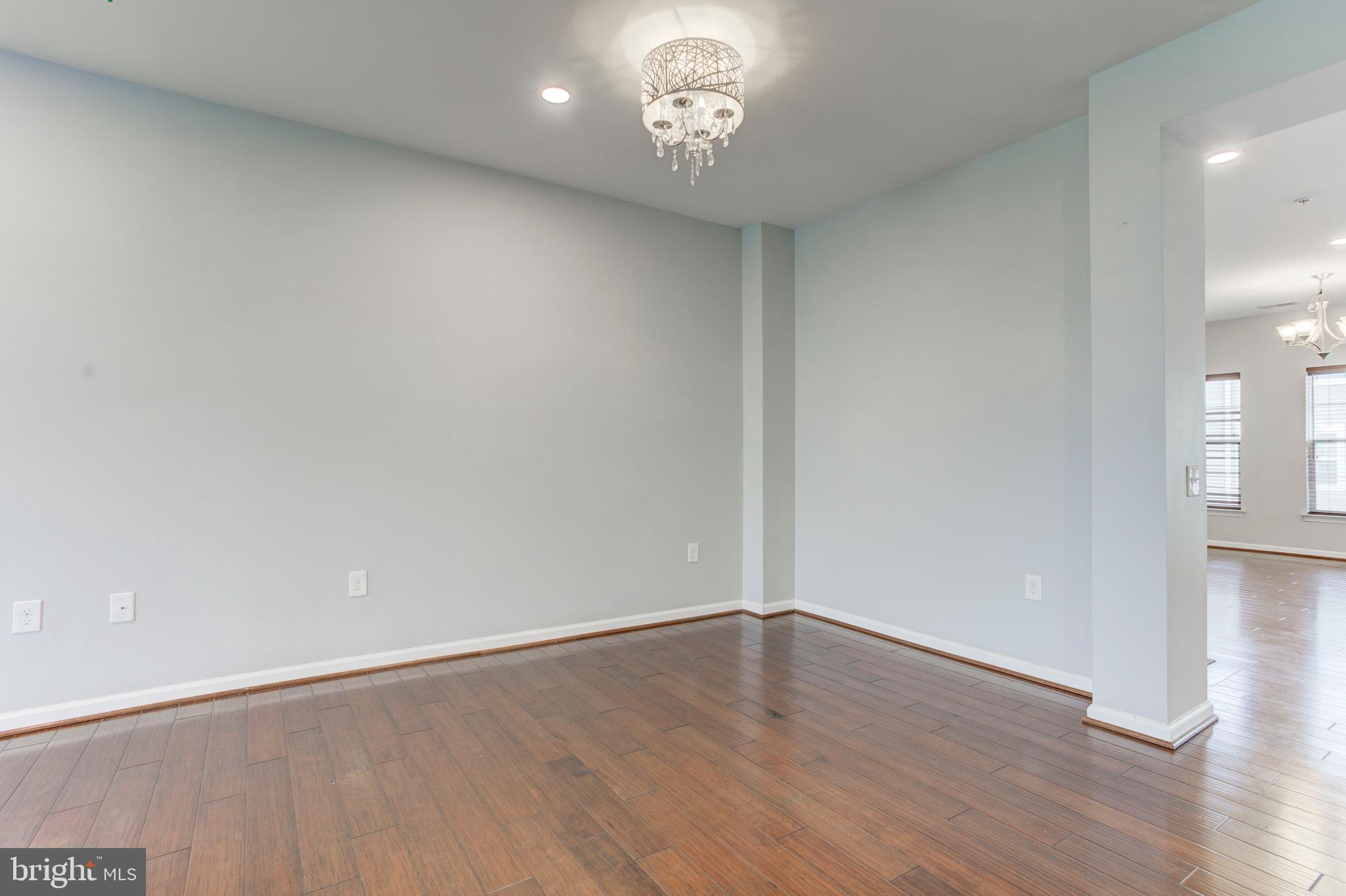 EAST GATE 3 CONDOMINIUM - Residential