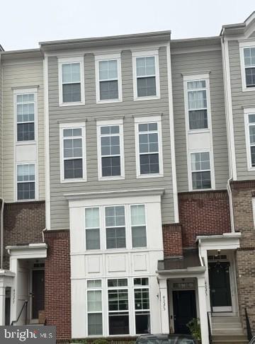 EAST GATE 3 CONDOMINIUM - Residential