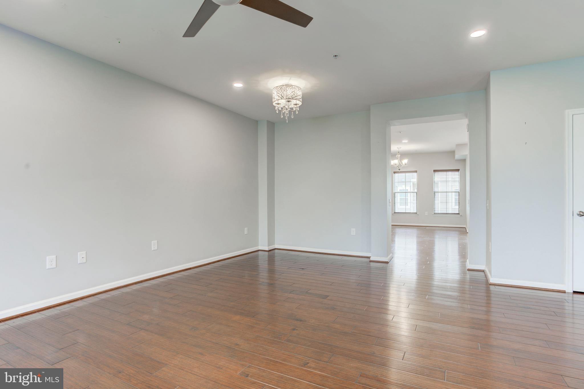EAST GATE 3 CONDOMINIUM - Residential