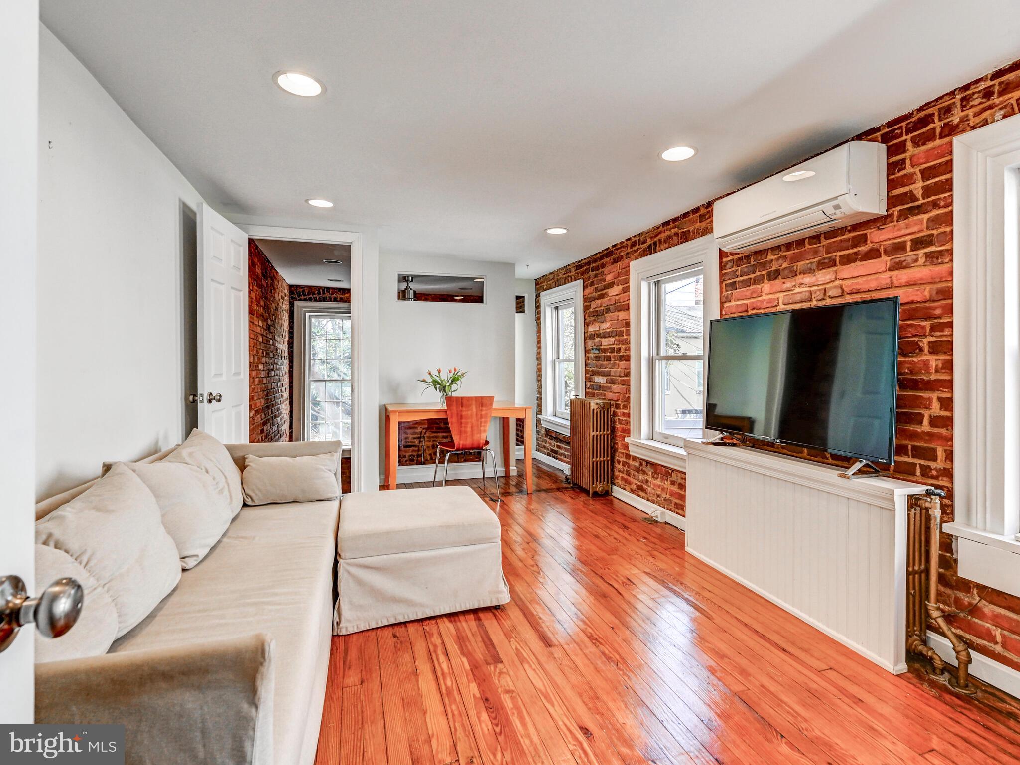 FELLS POINT HISTORIC DISTRICT - Residential