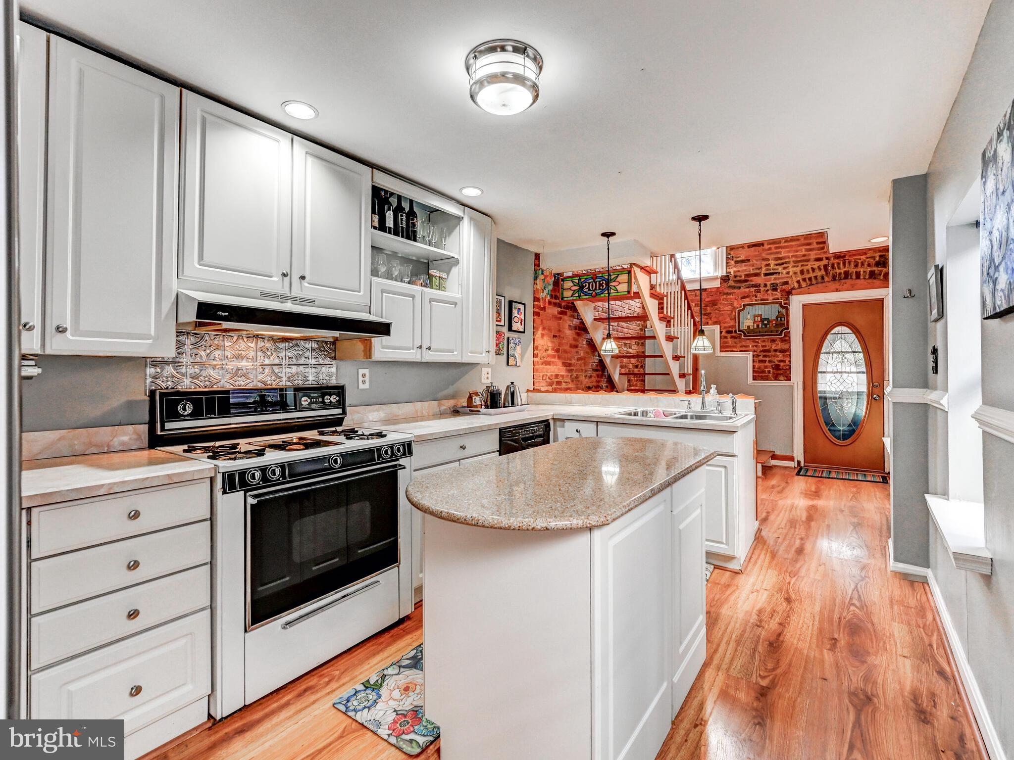 FELLS POINT HISTORIC DISTRICT - Residential