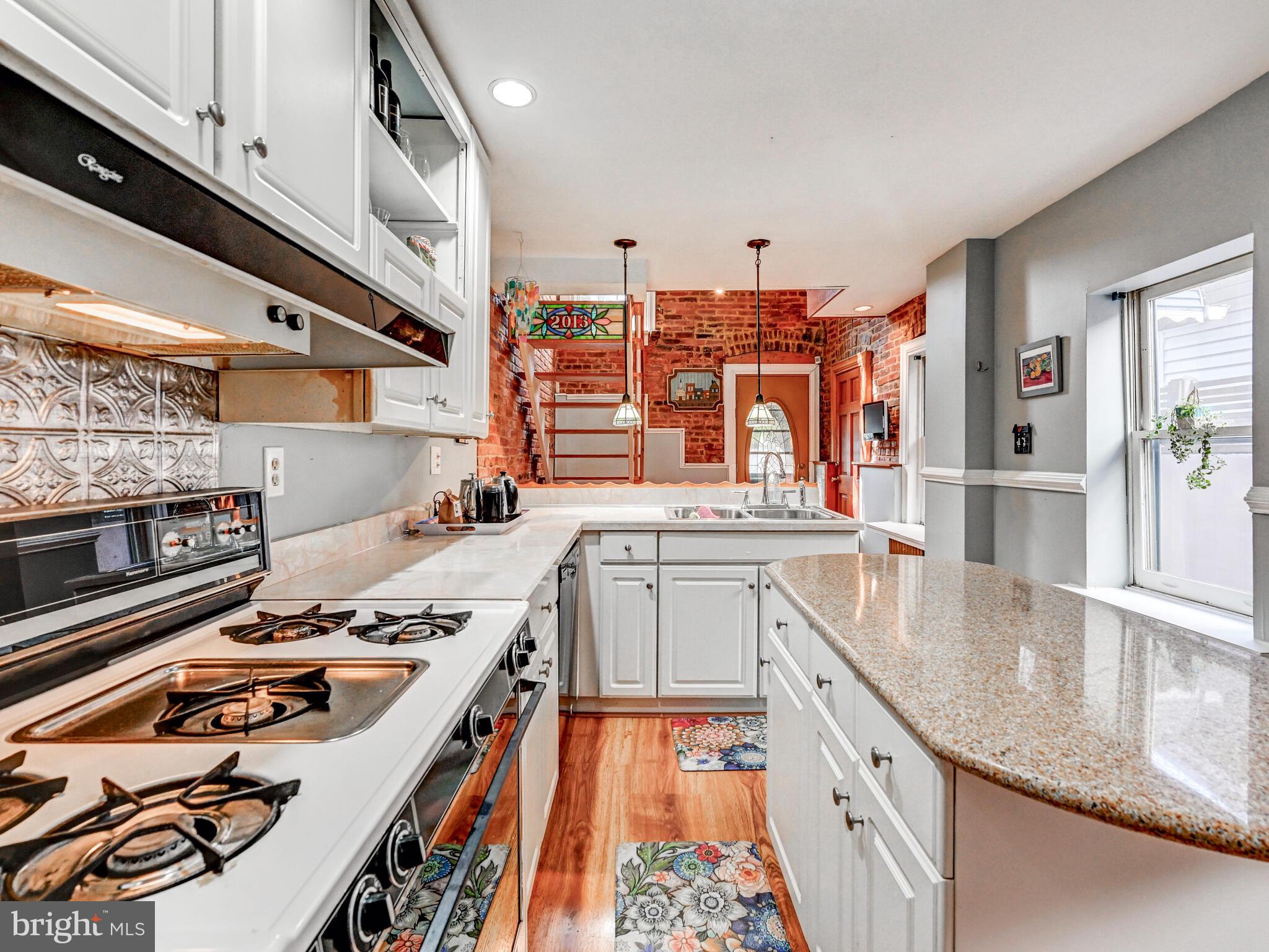 FELLS POINT HISTORIC DISTRICT - Residential