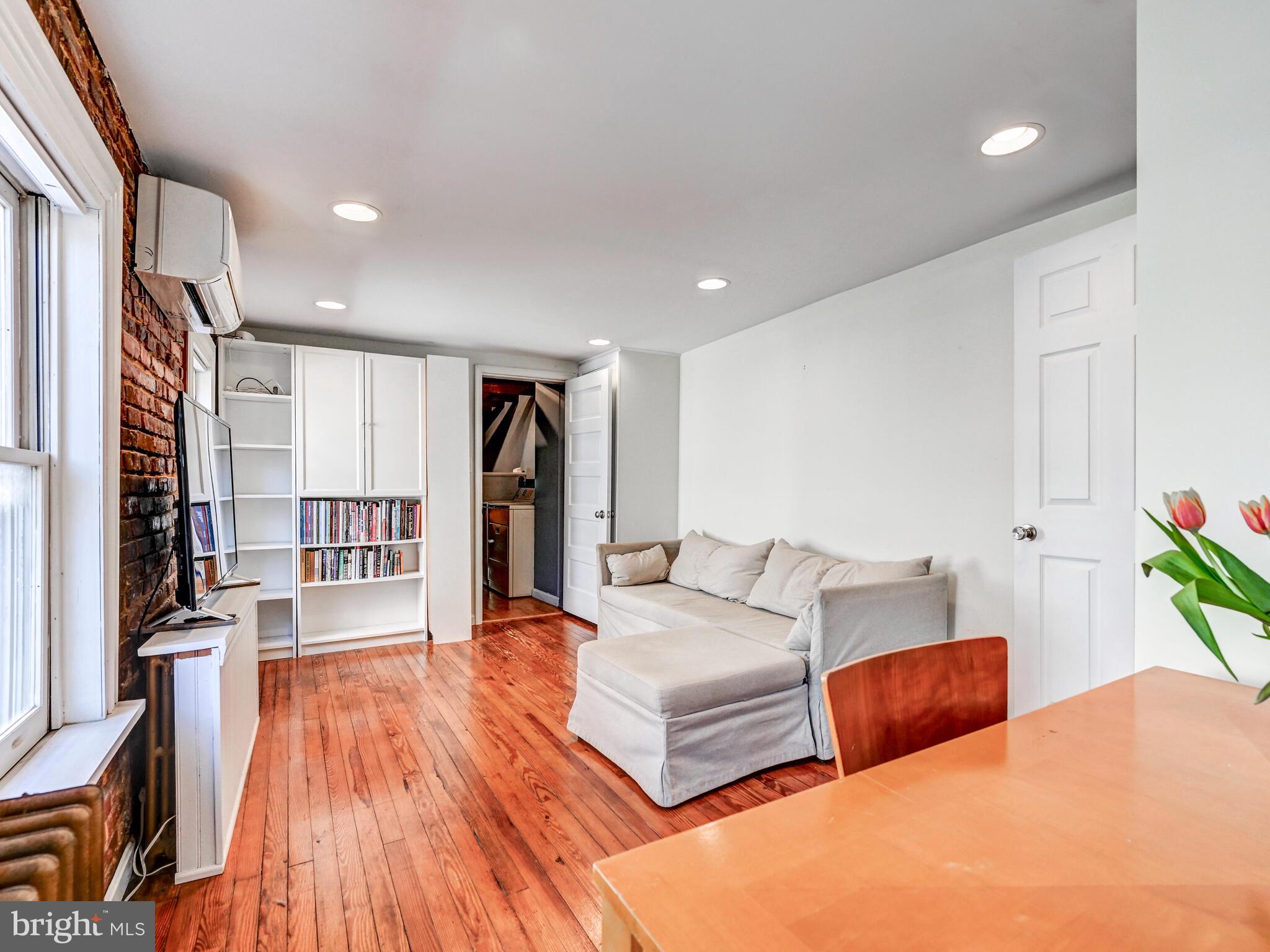 FELLS POINT HISTORIC DISTRICT - Residential