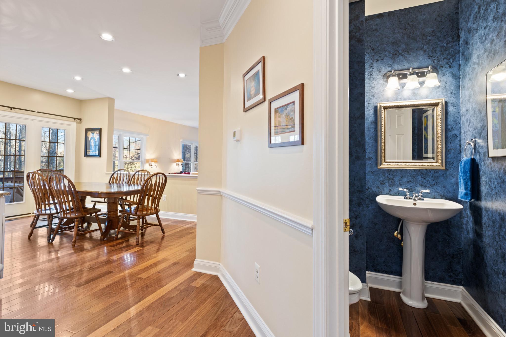 SOUTH RIVER COLONY - Residential